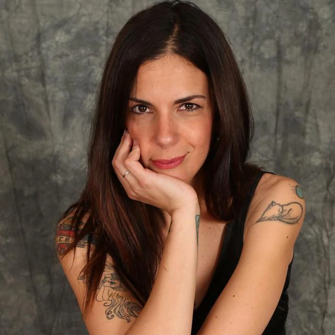 Sarah Borges and the Broken Singles Brand Page