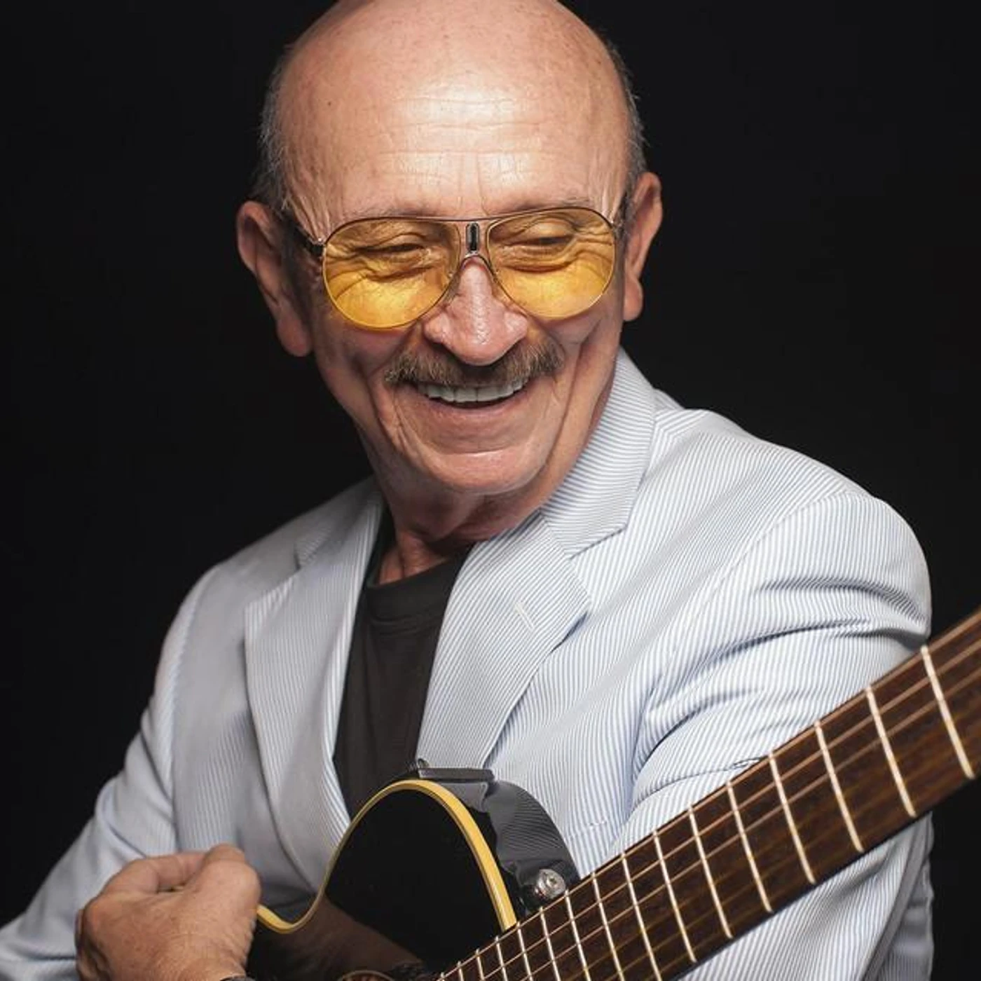 Sergio Esquivel Brand Page