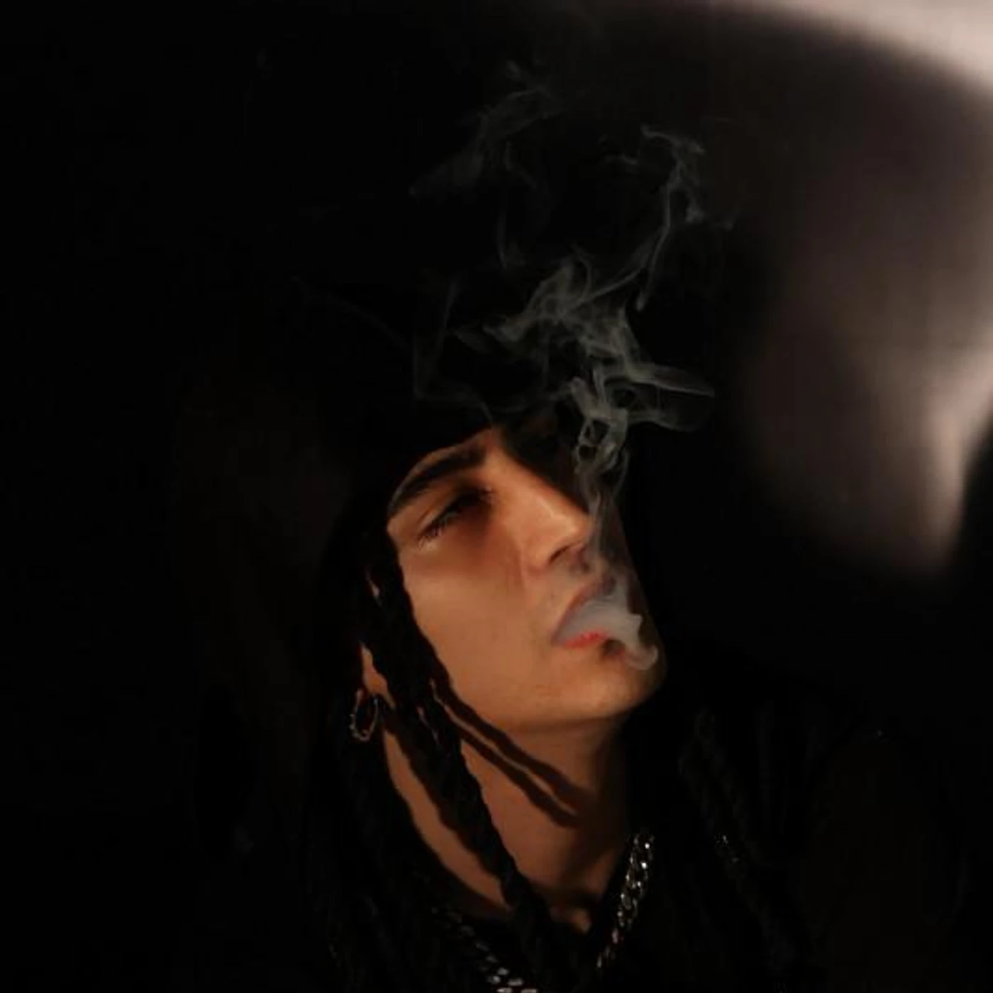 ShowyVICTOR Brand Page