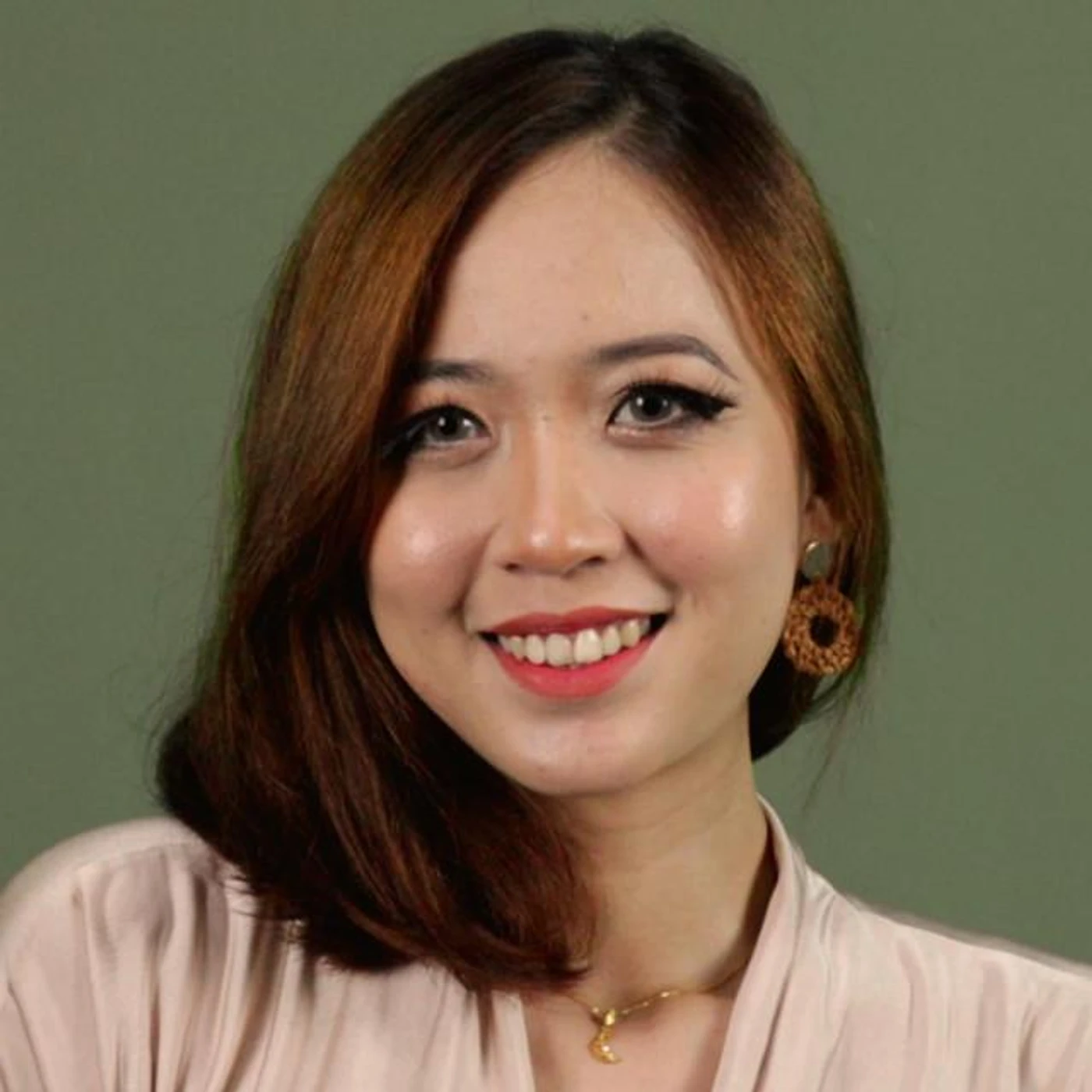 Shasha Julian Brand Page