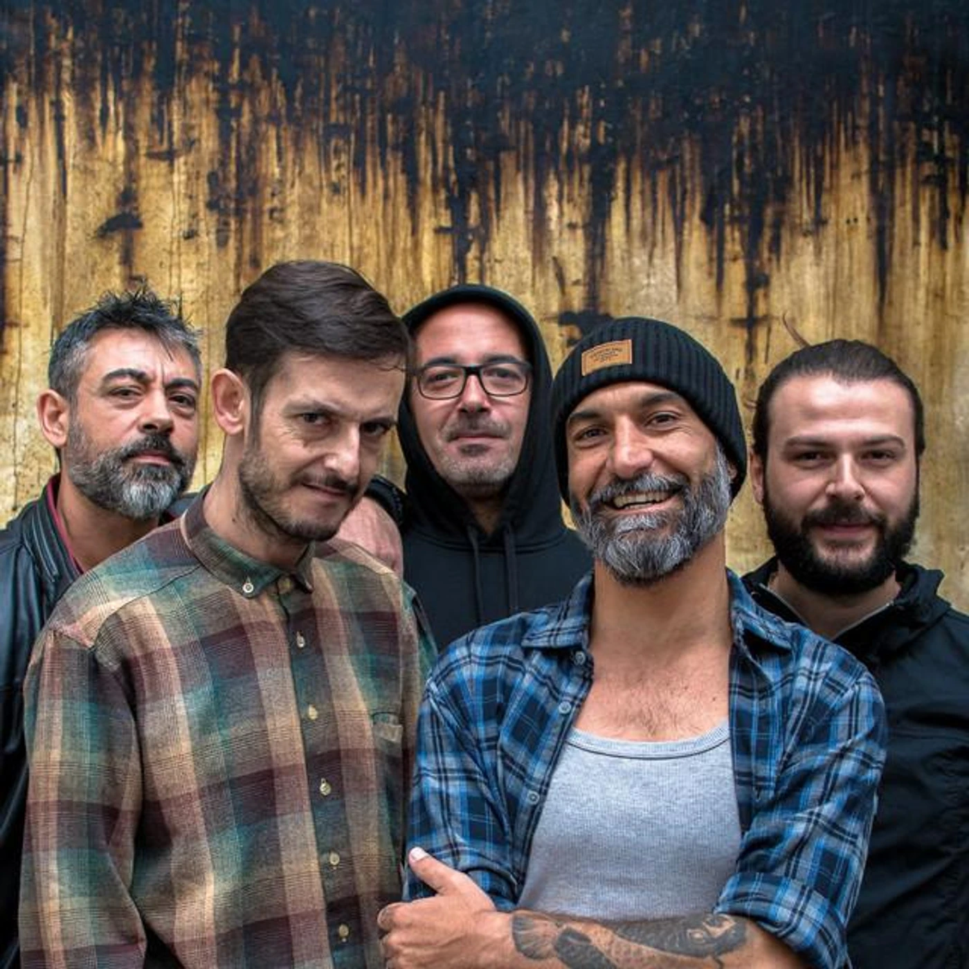 Sikitikis Brand Page