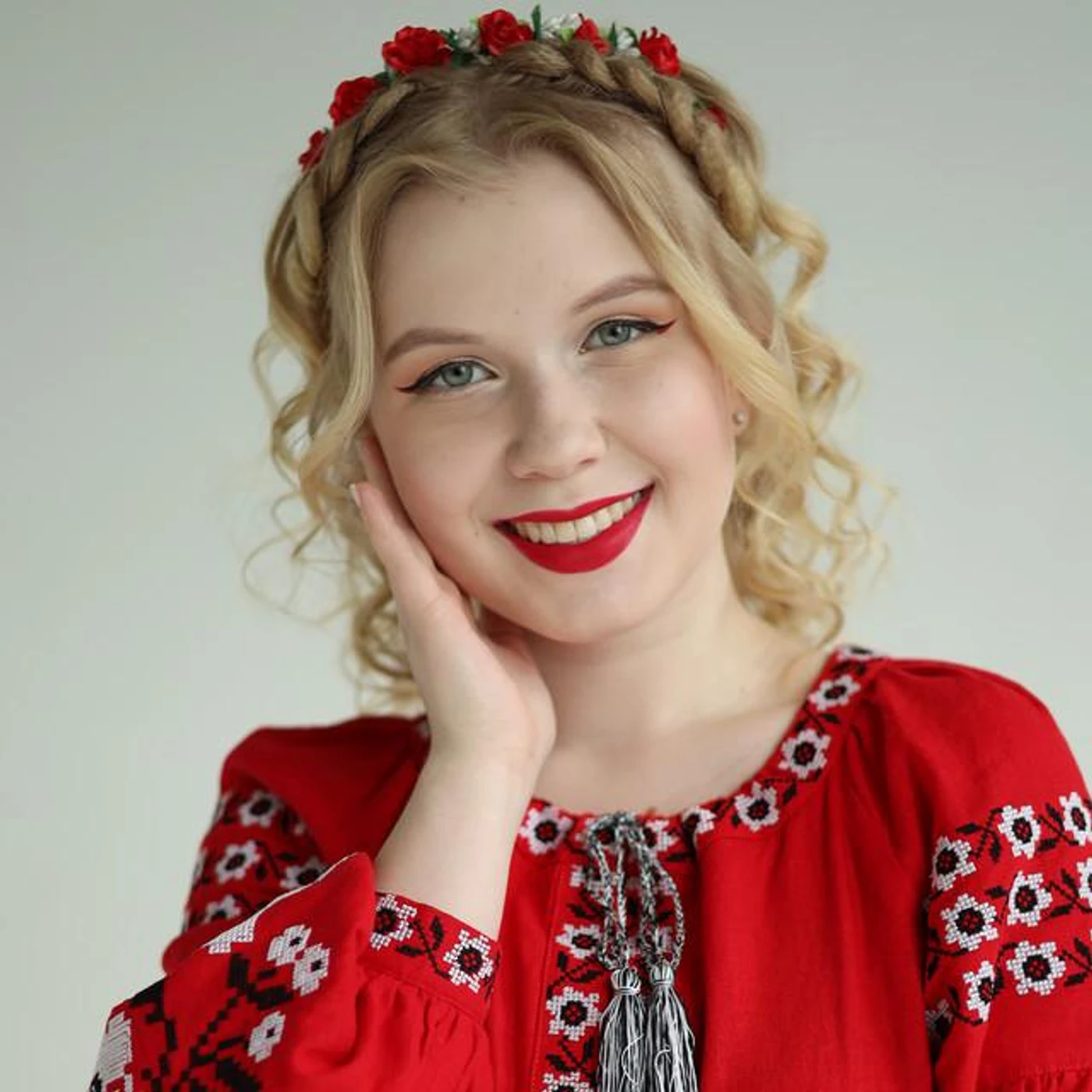 Sofia Shkidchenko Brand Page