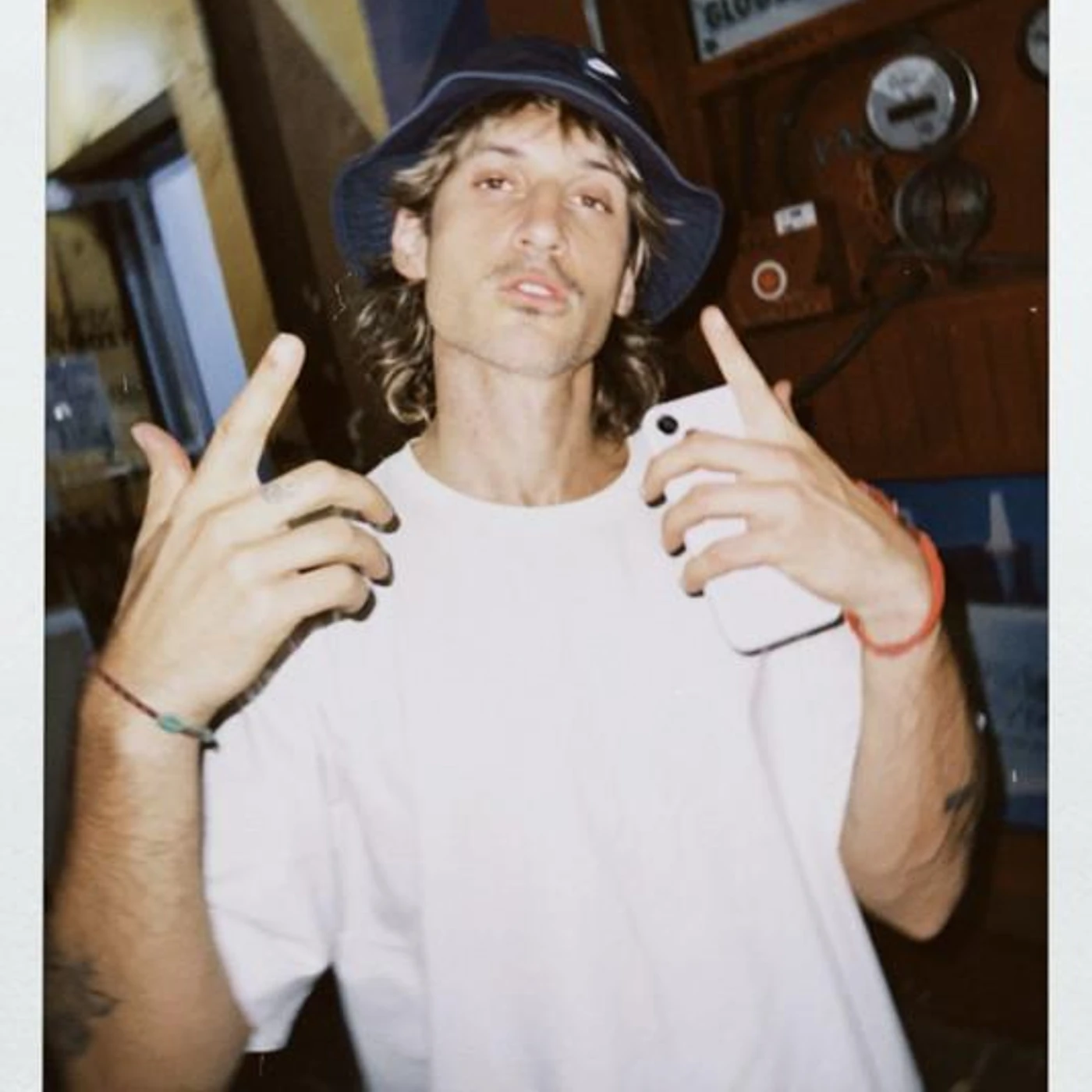 Surfistas Del Sistema Brand Page