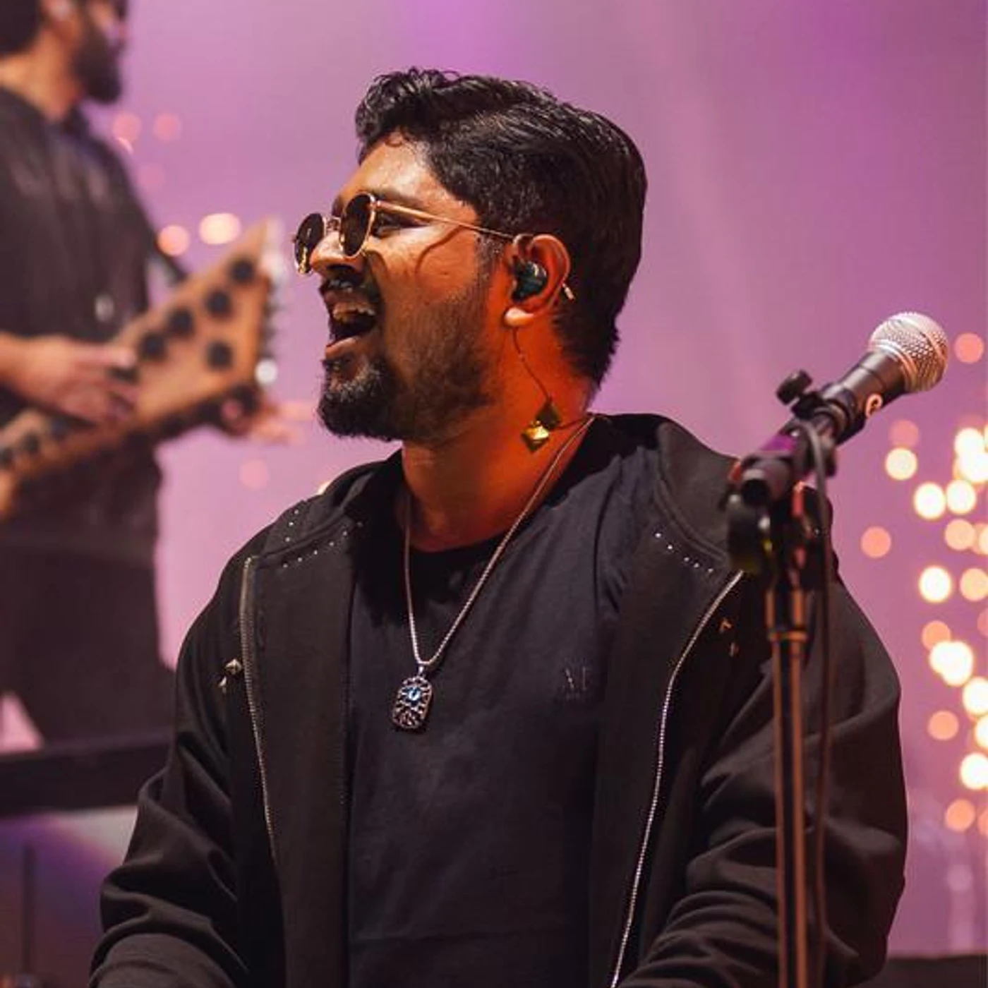 Ravi G