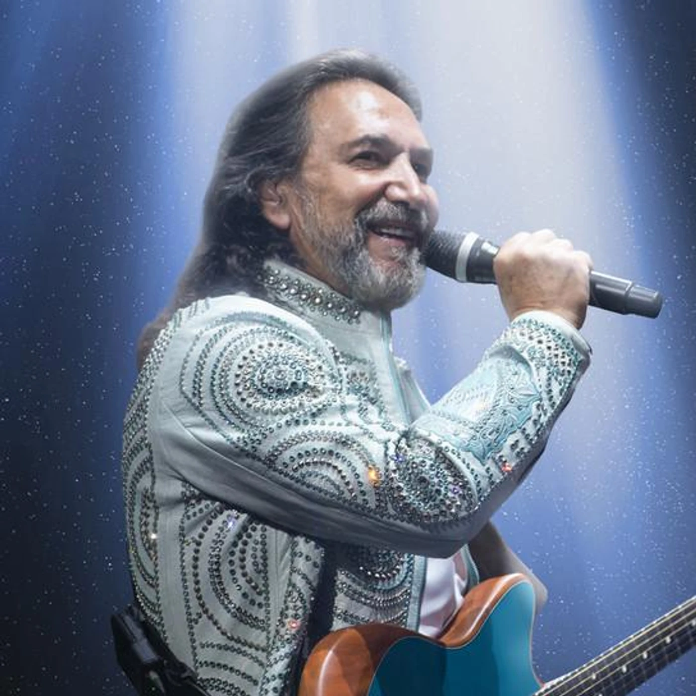 Marco Antonio Solís Brand Page