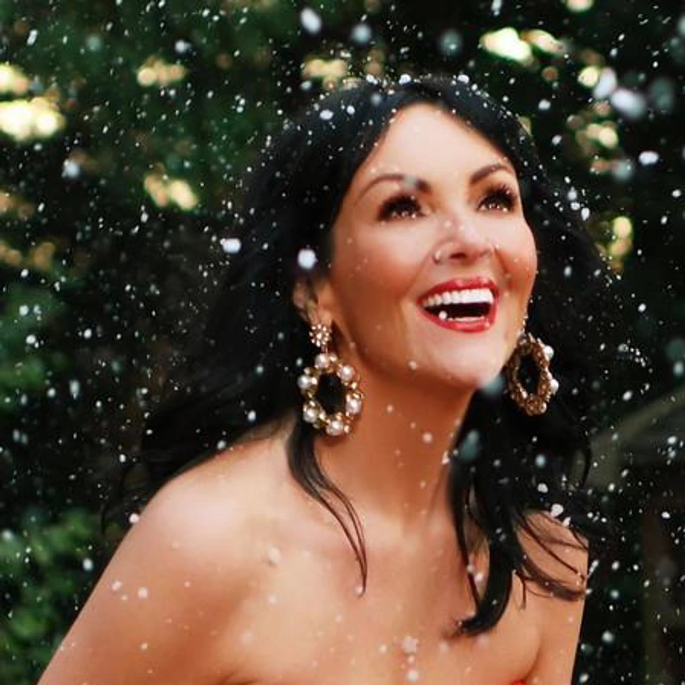 Martine McCutcheon Brand Page