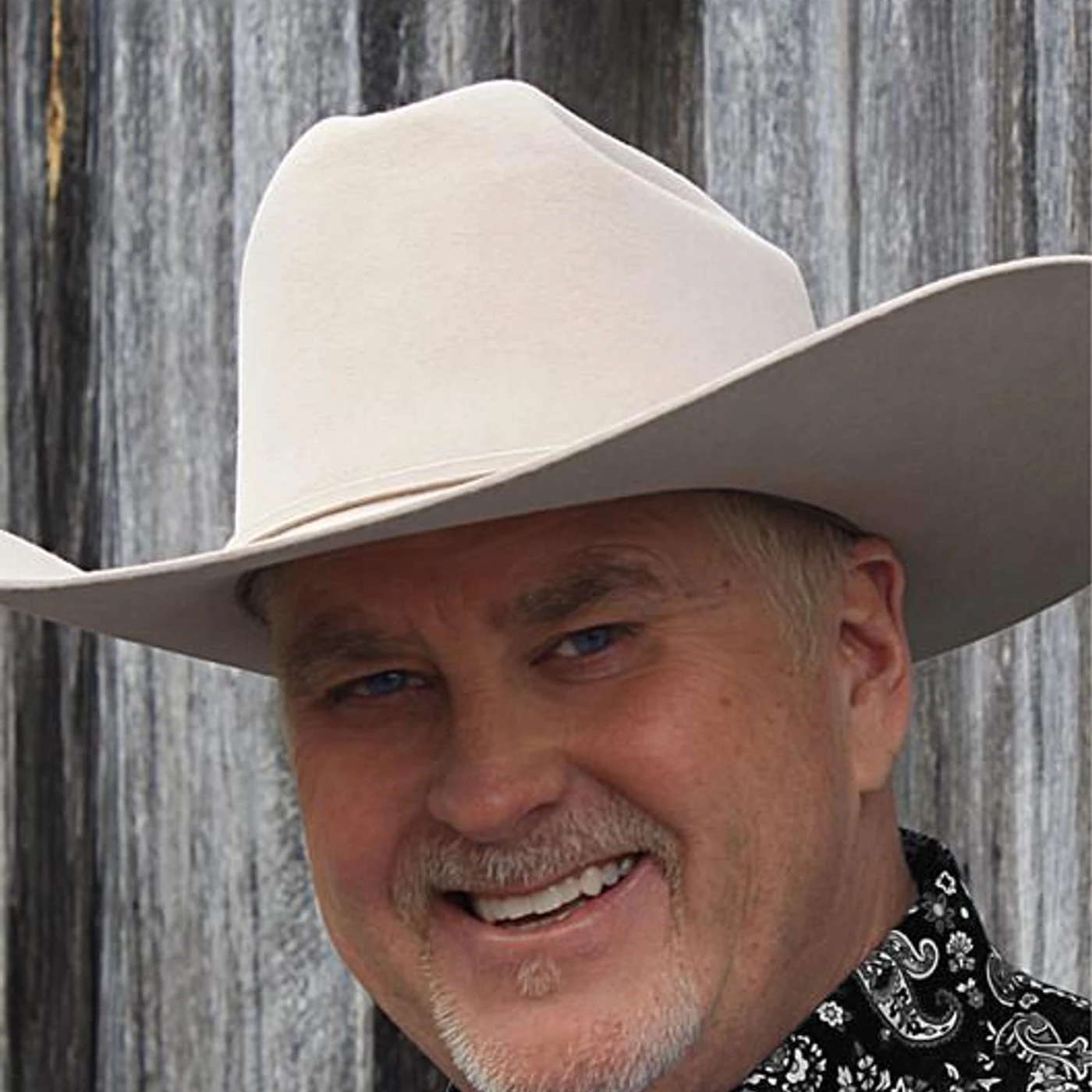 Mike Manuel Brand Page