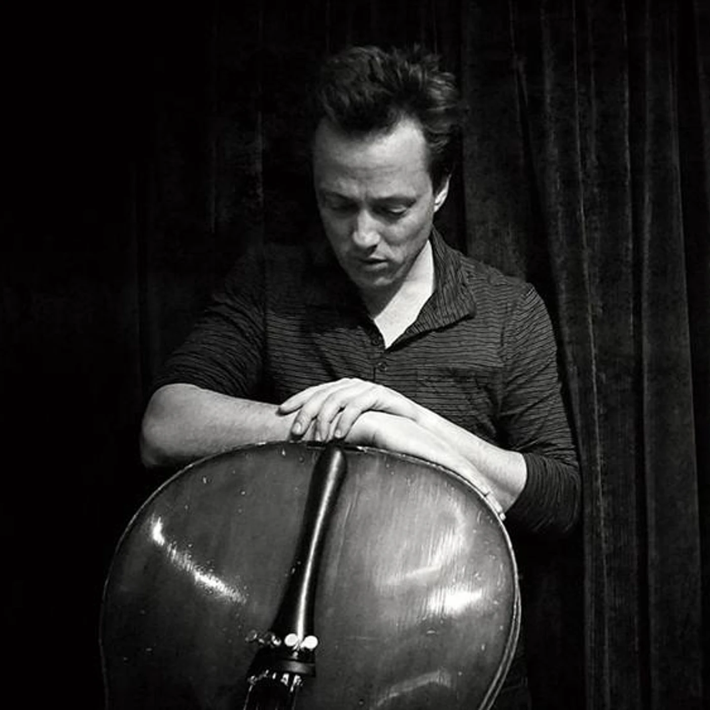 Nathan Barr