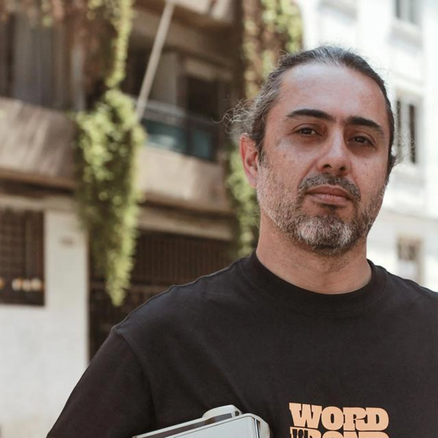 Nicolás Vera Brand Page