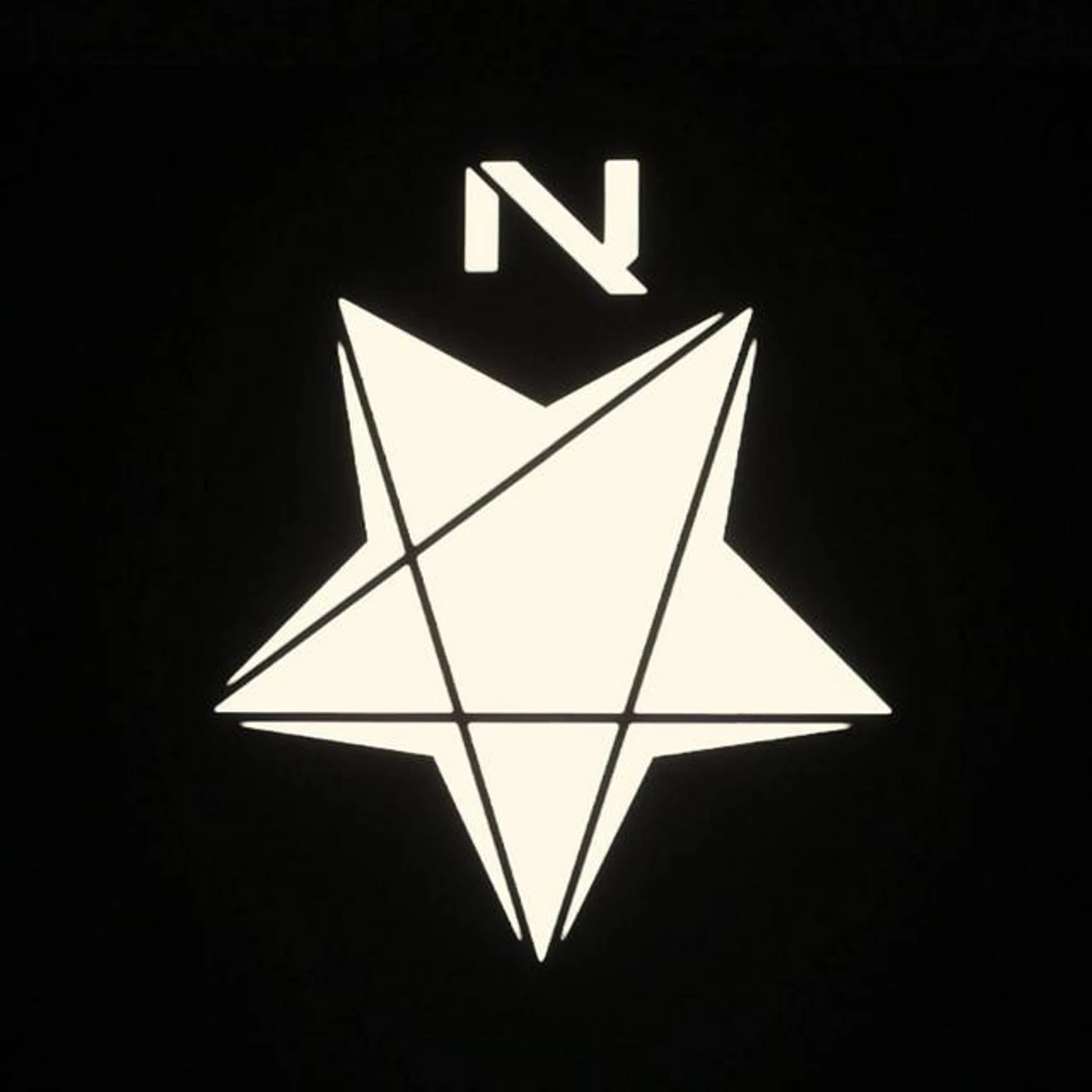 Noctiferia