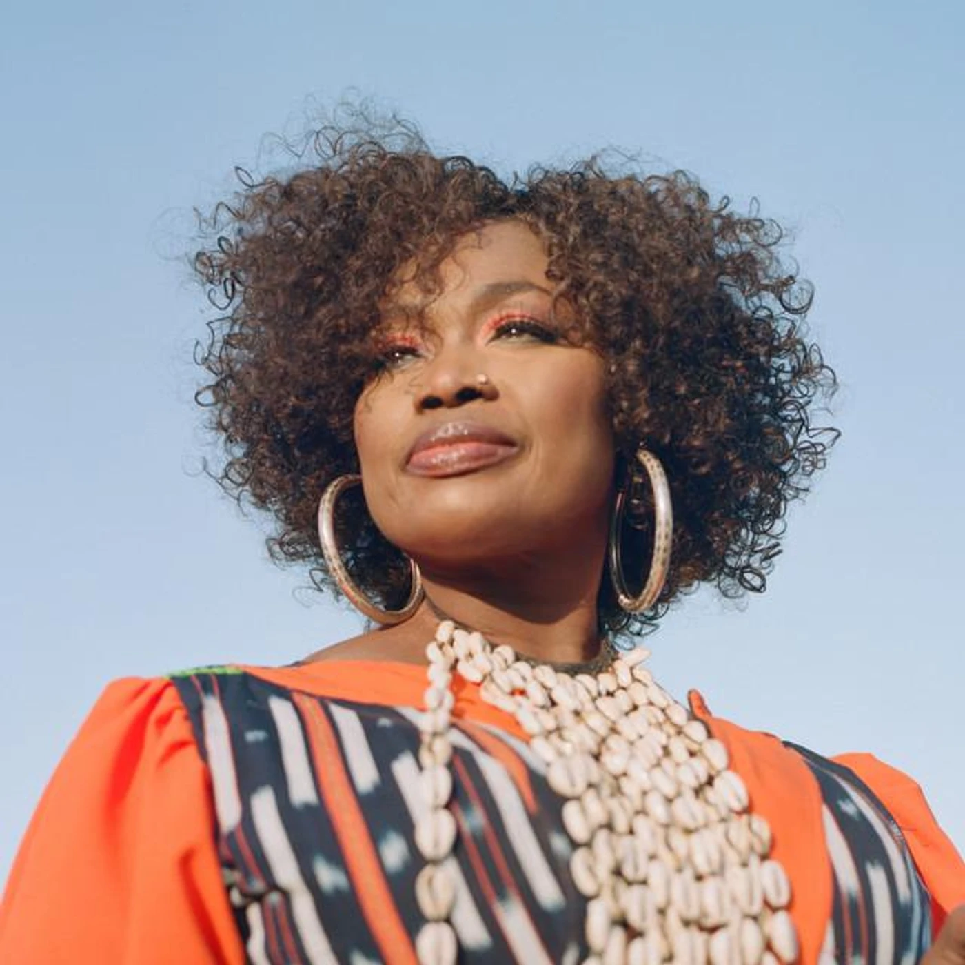 Oumou Sangaré Brand Page