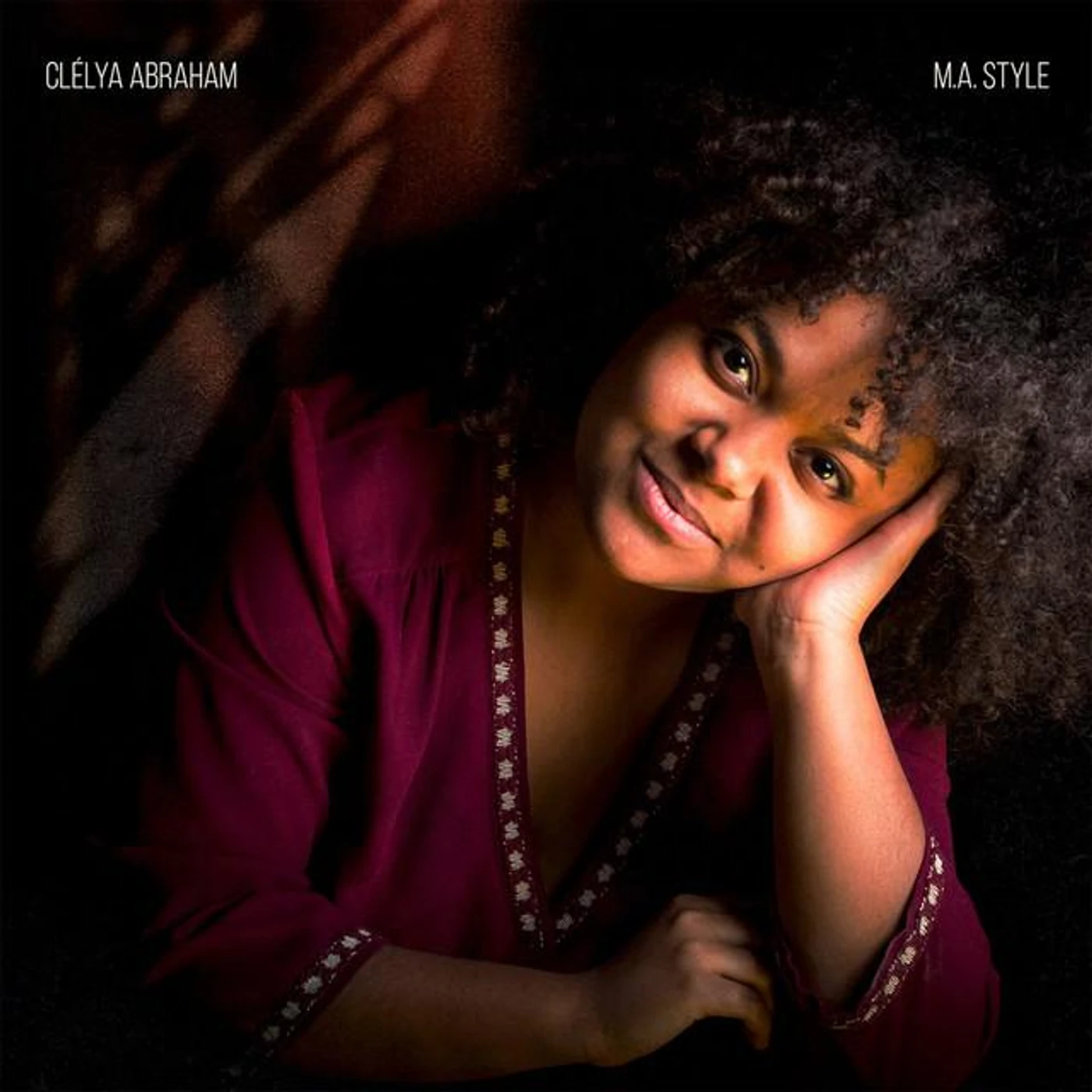 Clélya Abraham Brand Page