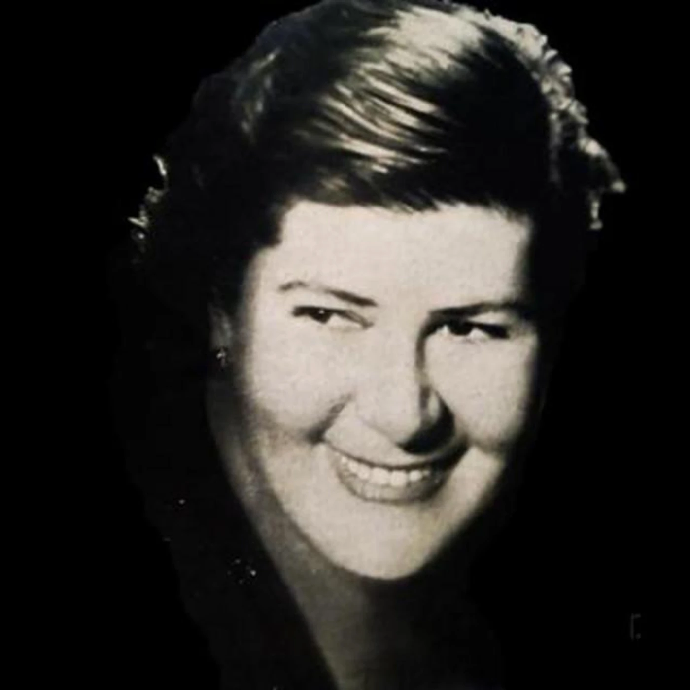 Amalia de la Vega Brand Page