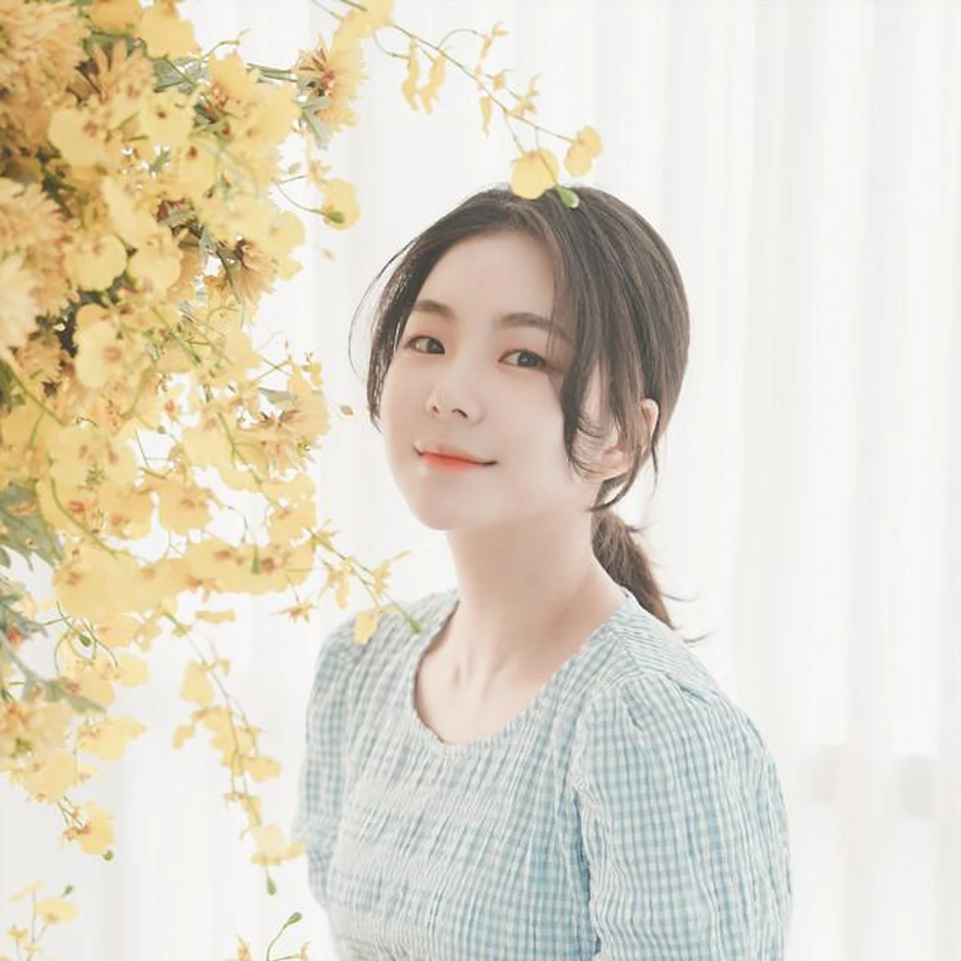 An Ye Seul Brand Page