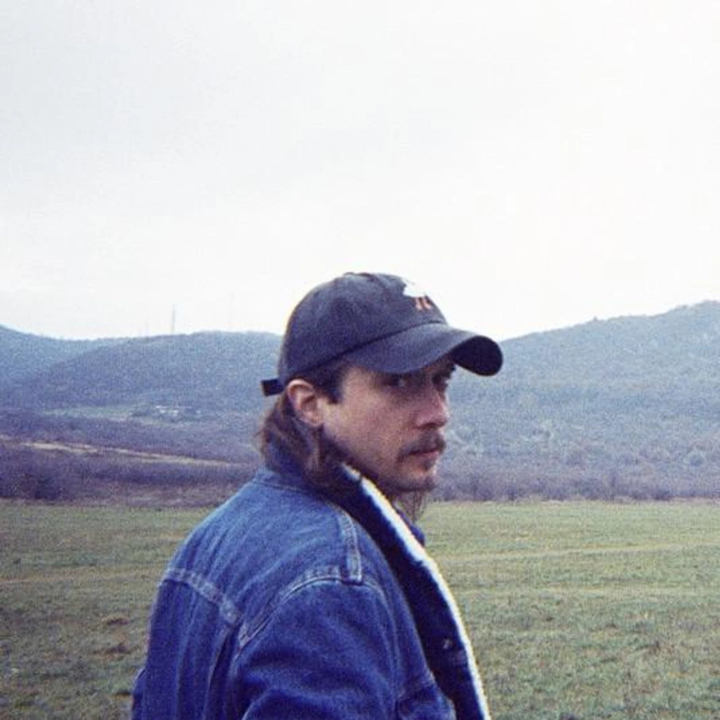Aron Andras Brand Page