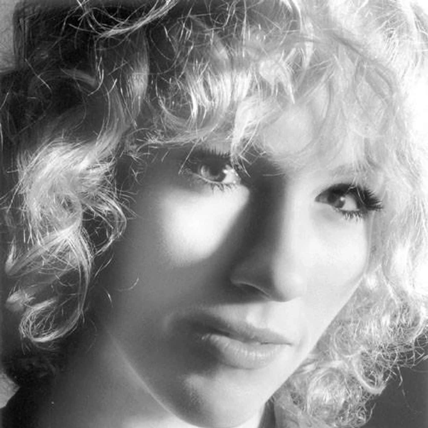 Aslyn Brand Page