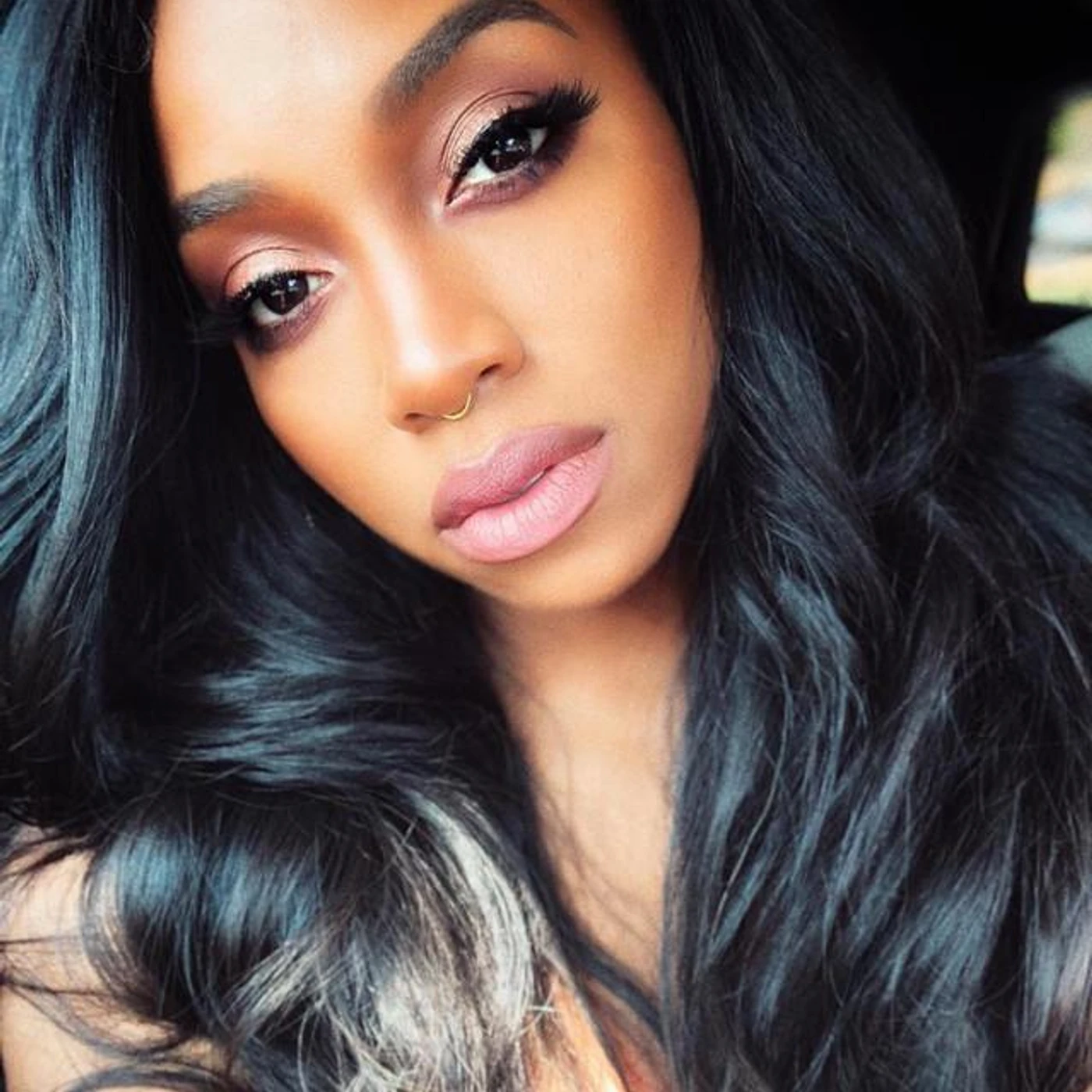 Brooke Valentine Brand Page