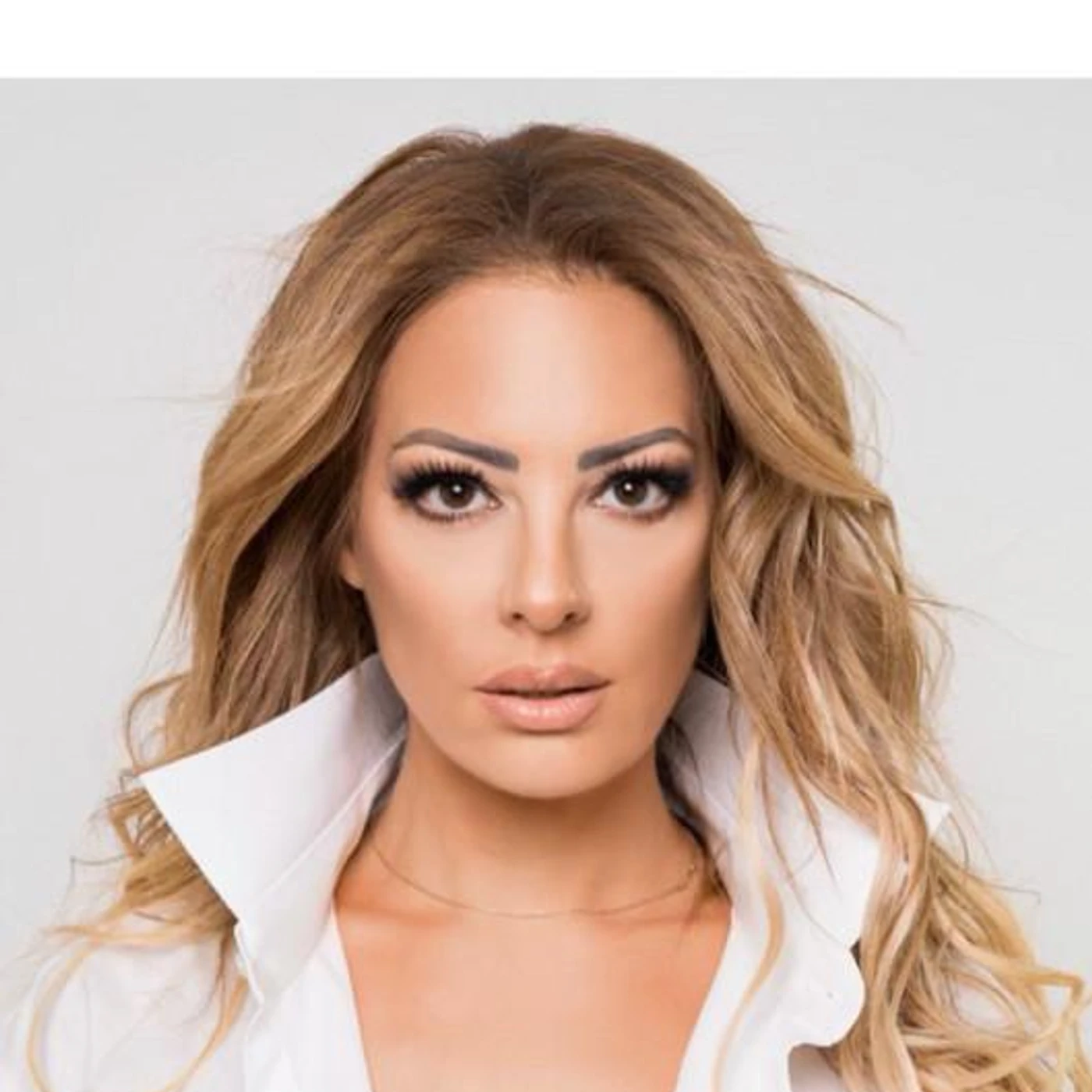 Christina Ralli Brand Page