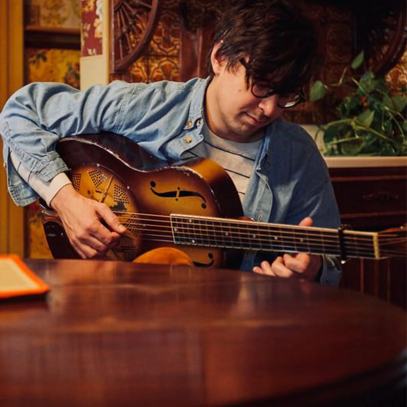 Davy Knowles Brand Page