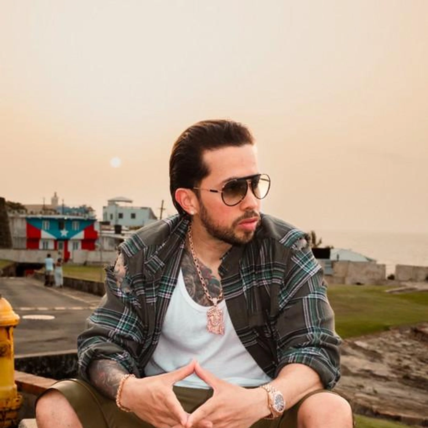 De La Ghetto Brand Page