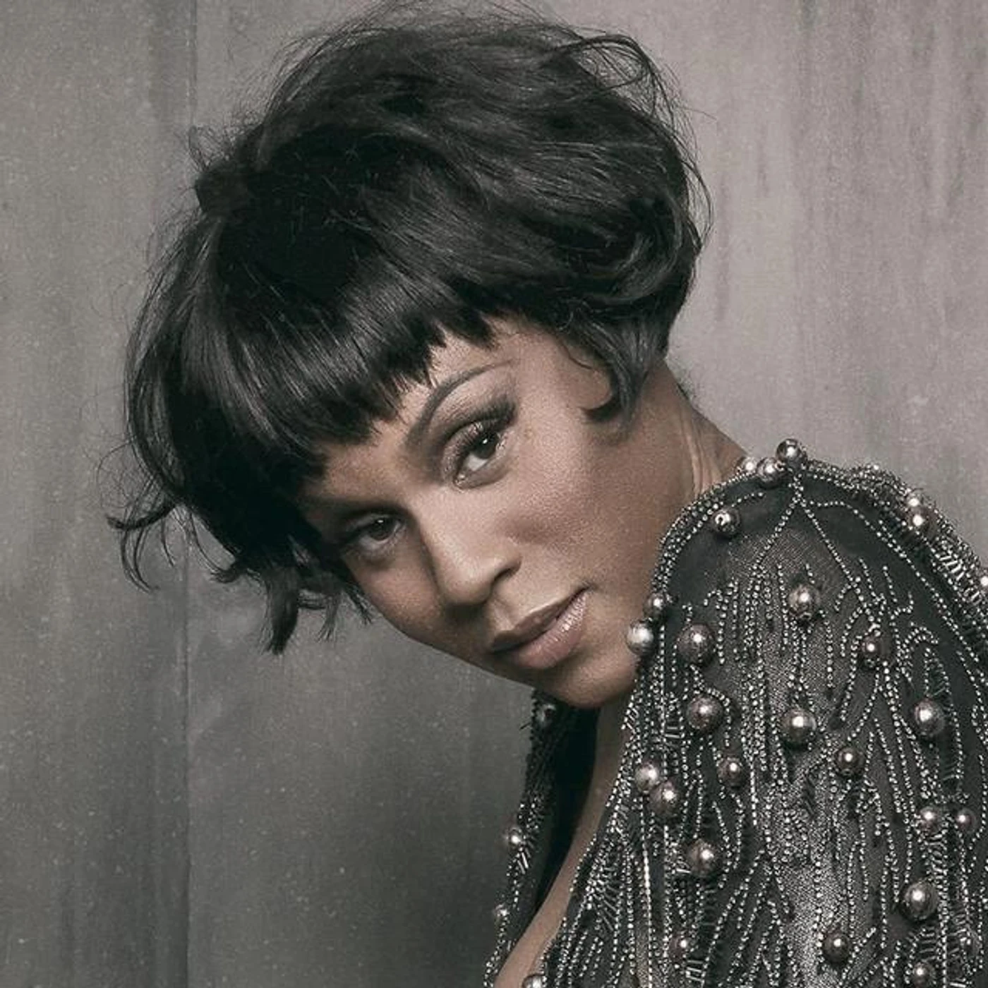 Deborah Cox Brand Page