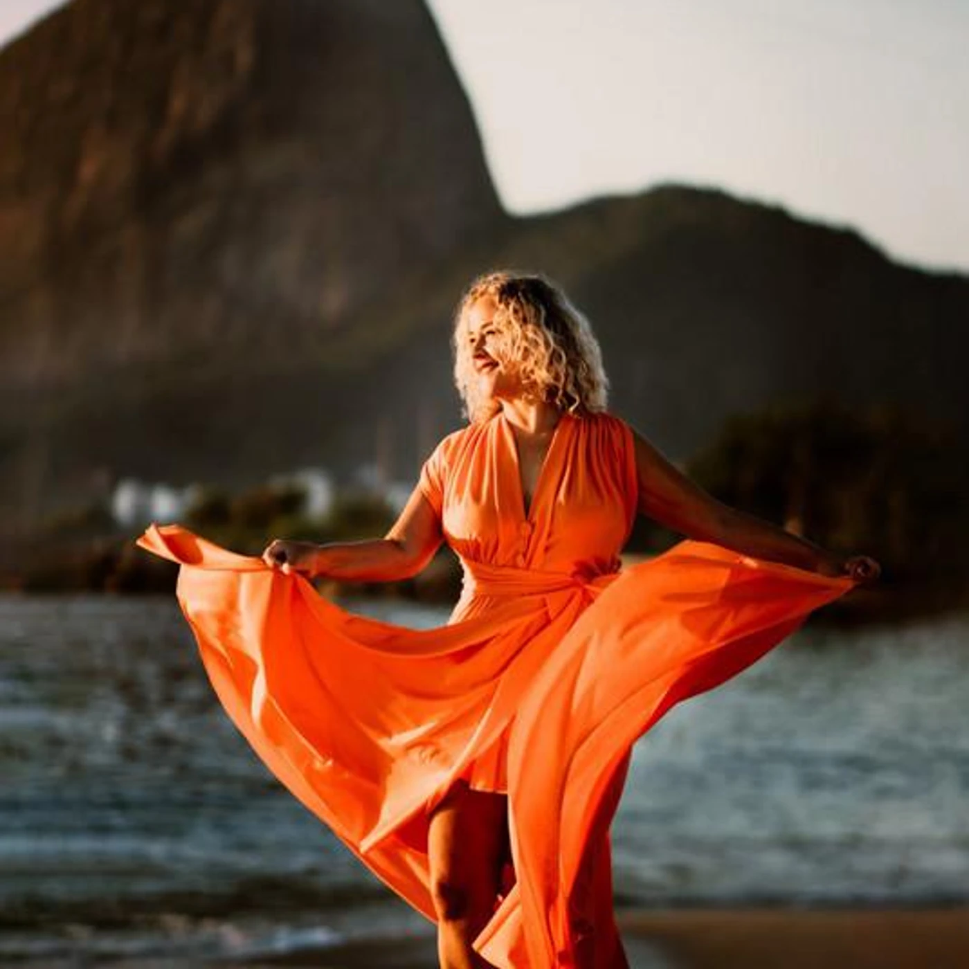 Delia Fischer Brand Page