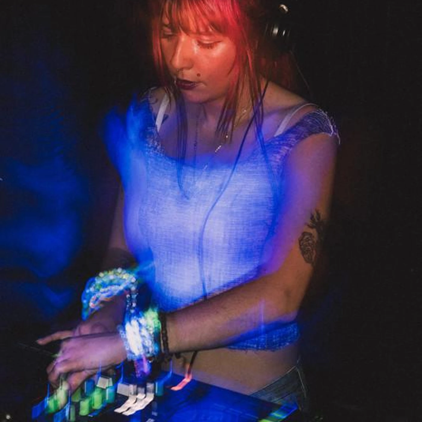 dj saratonin Brand Page