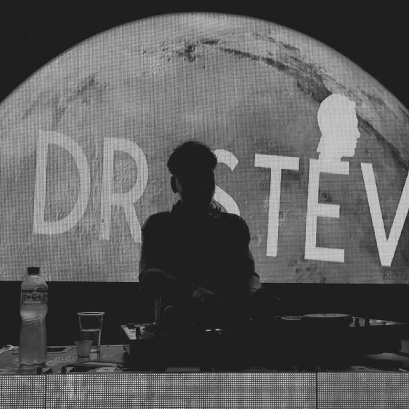 Dr. Stev