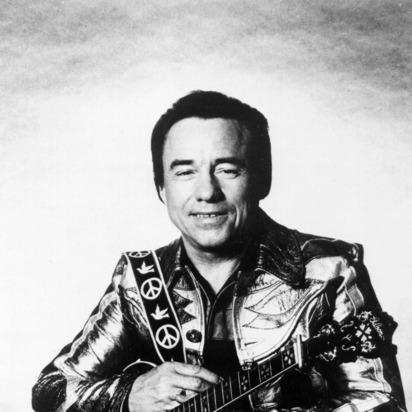 Earl Scruggs Brand Page