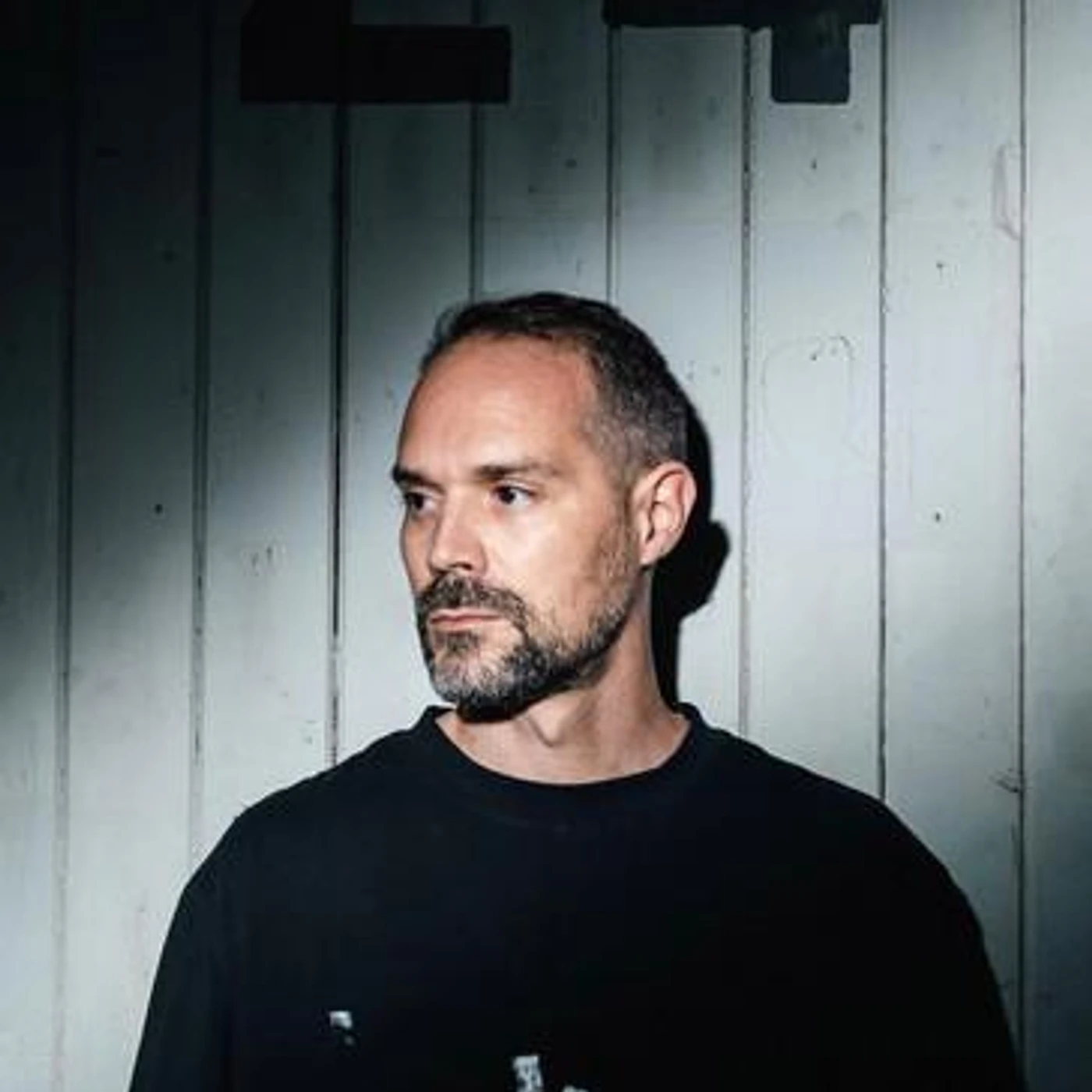 Einmusik Brand Page
