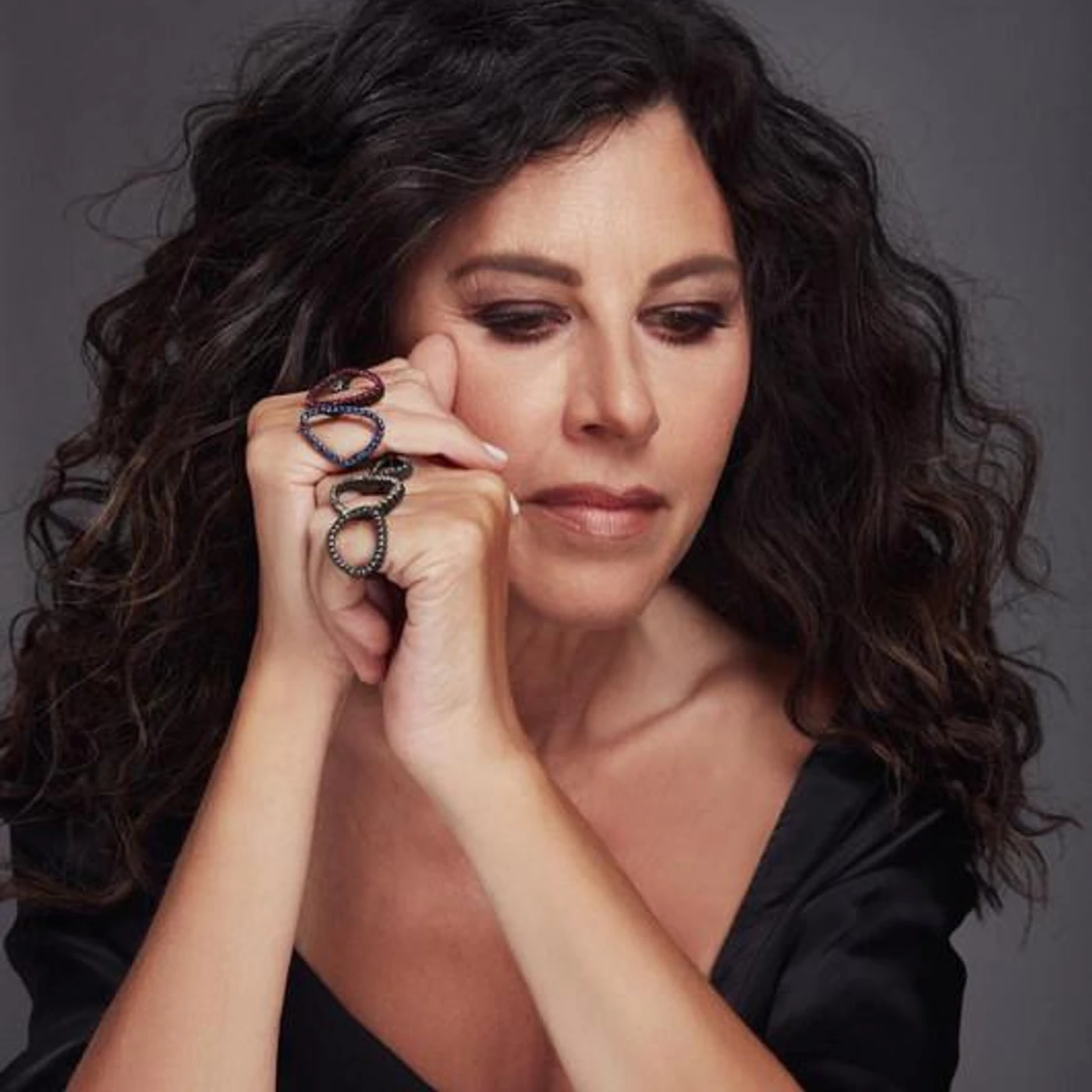 Eleftheria Arvanitaki Brand Page