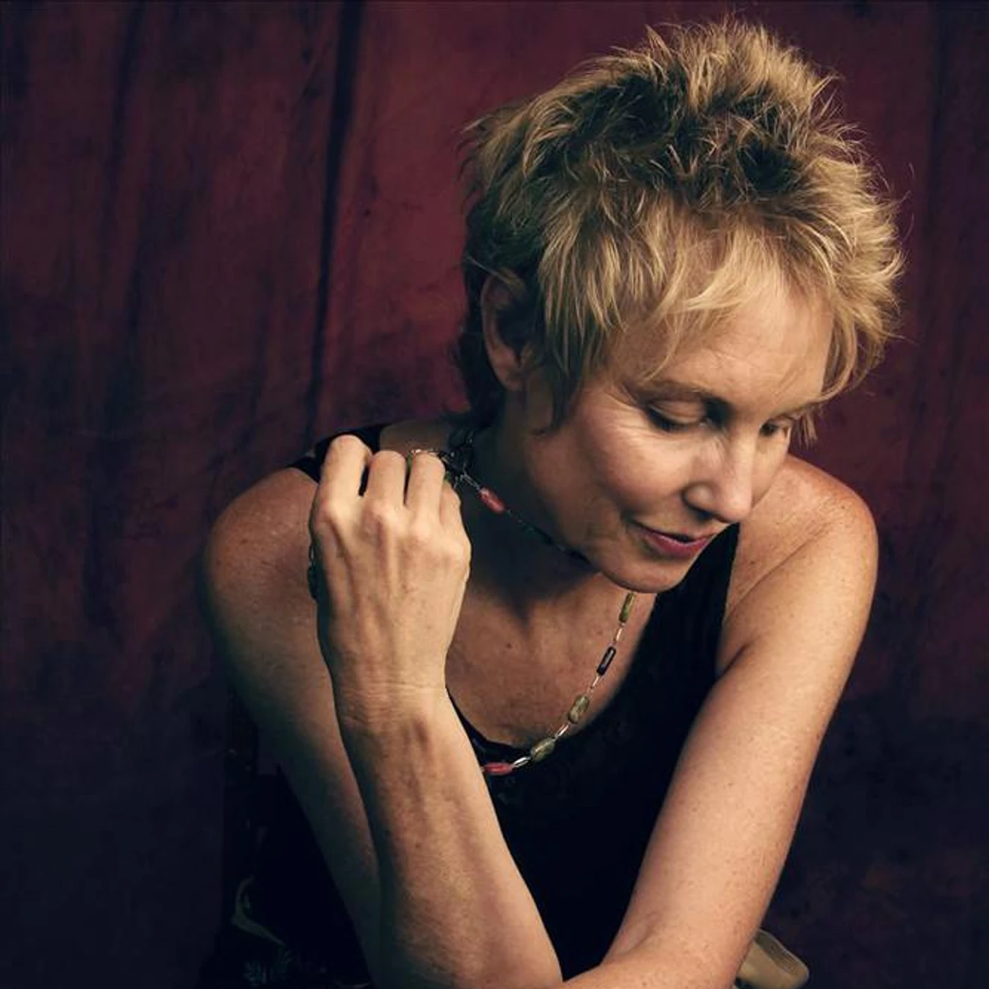 Eliza Gilkyson Brand Page