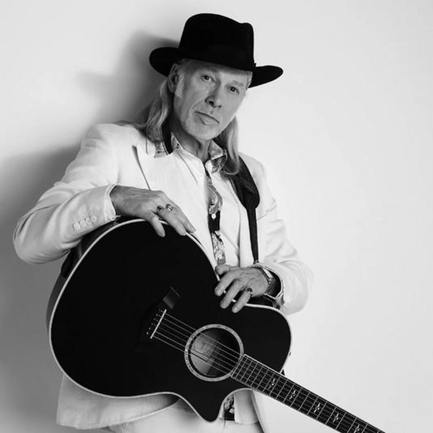 Elliott Murphy Brand Page