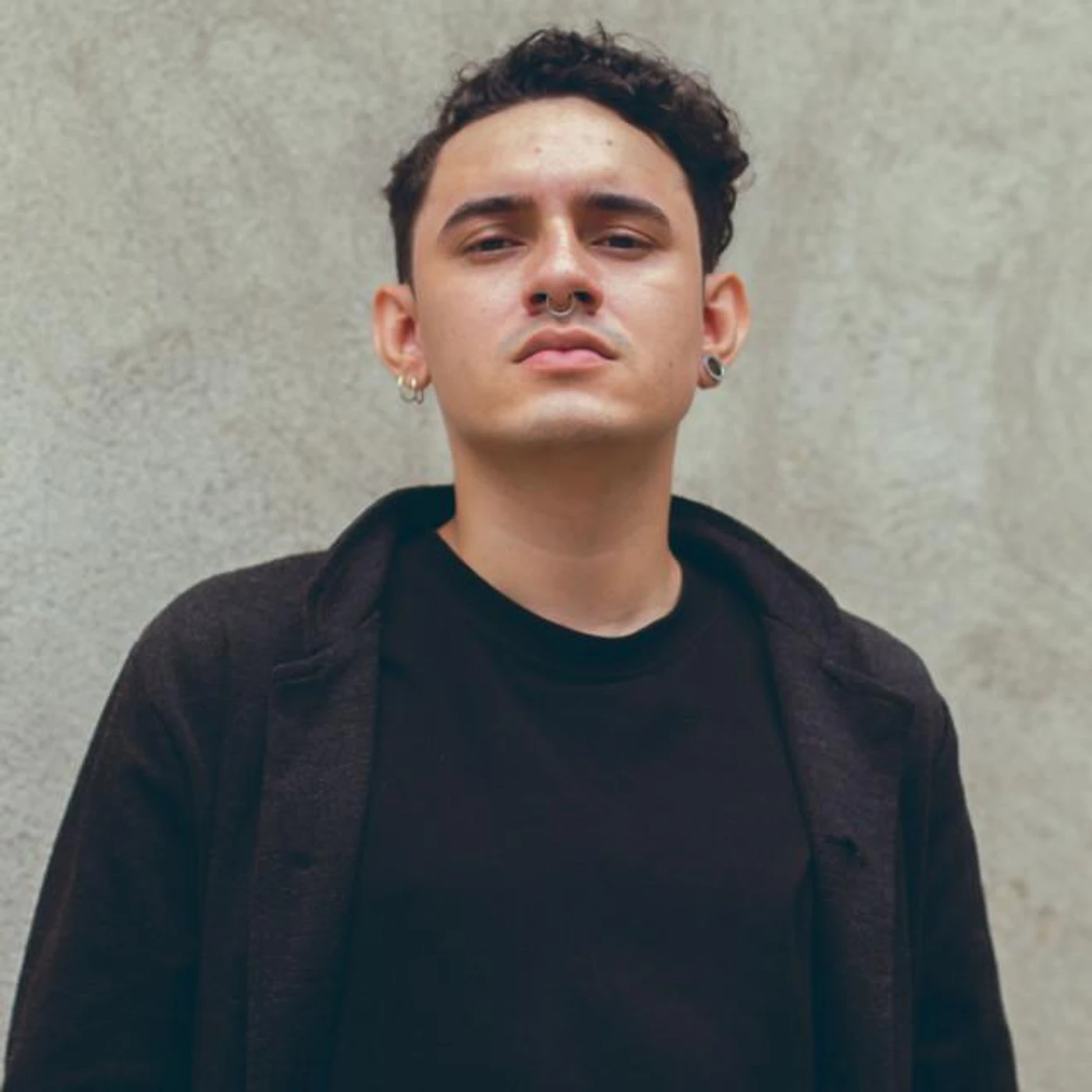 HXIST Brand Page