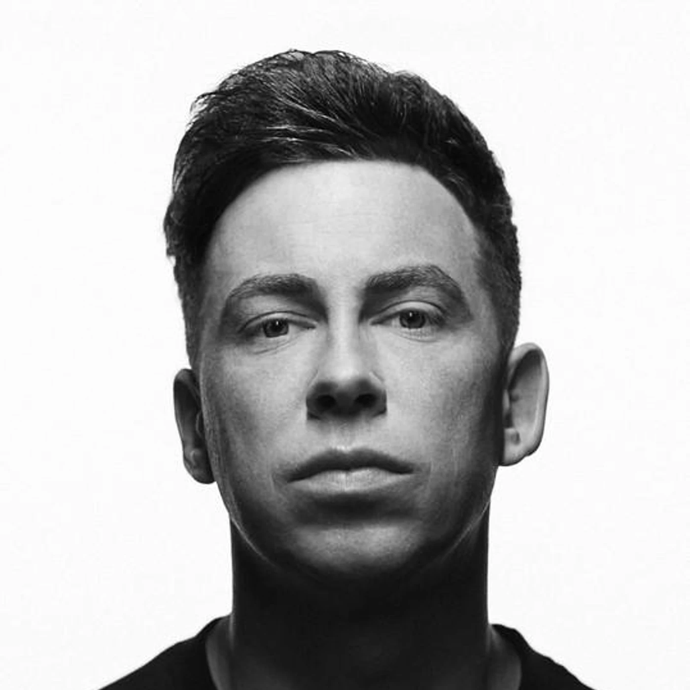 Hardwell Brand Page