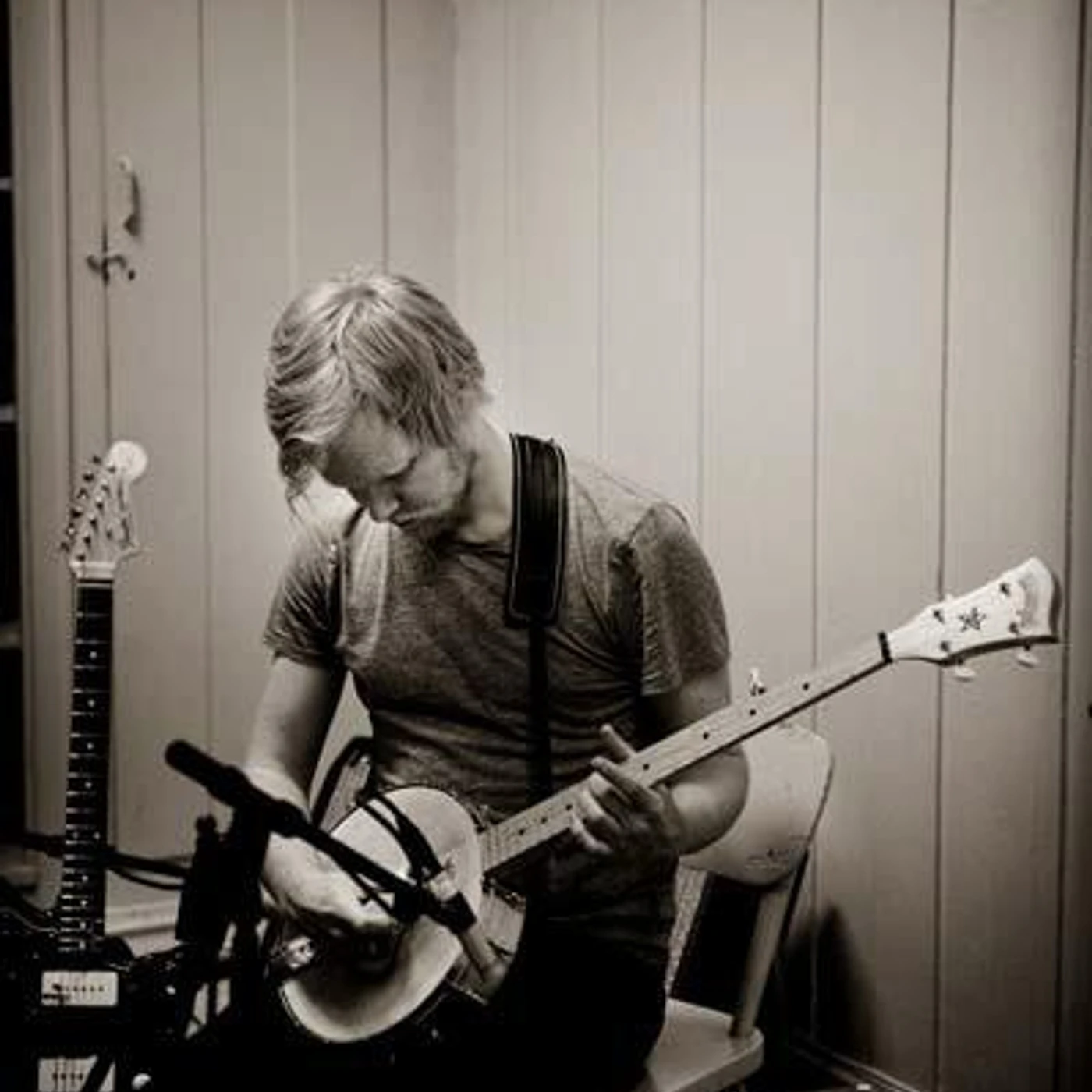 Ivar Grydeland Brand Page