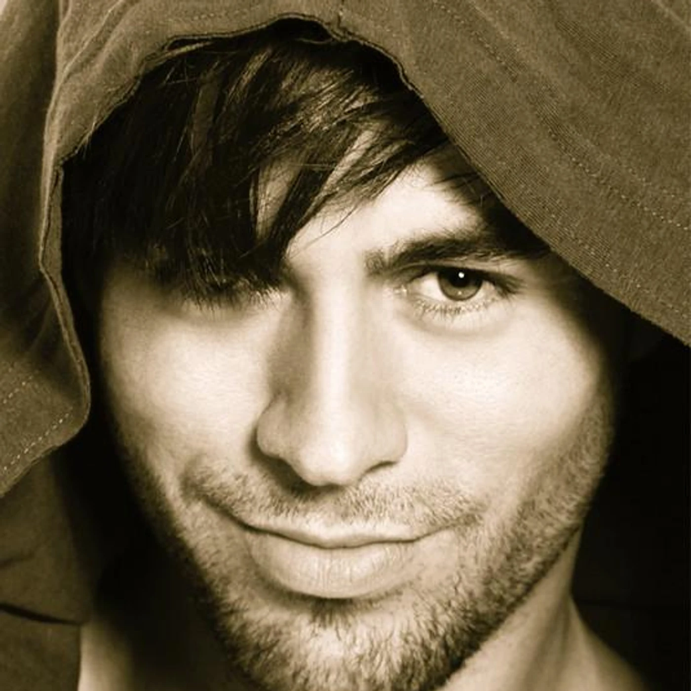 Enrique Iglesias Brand Page