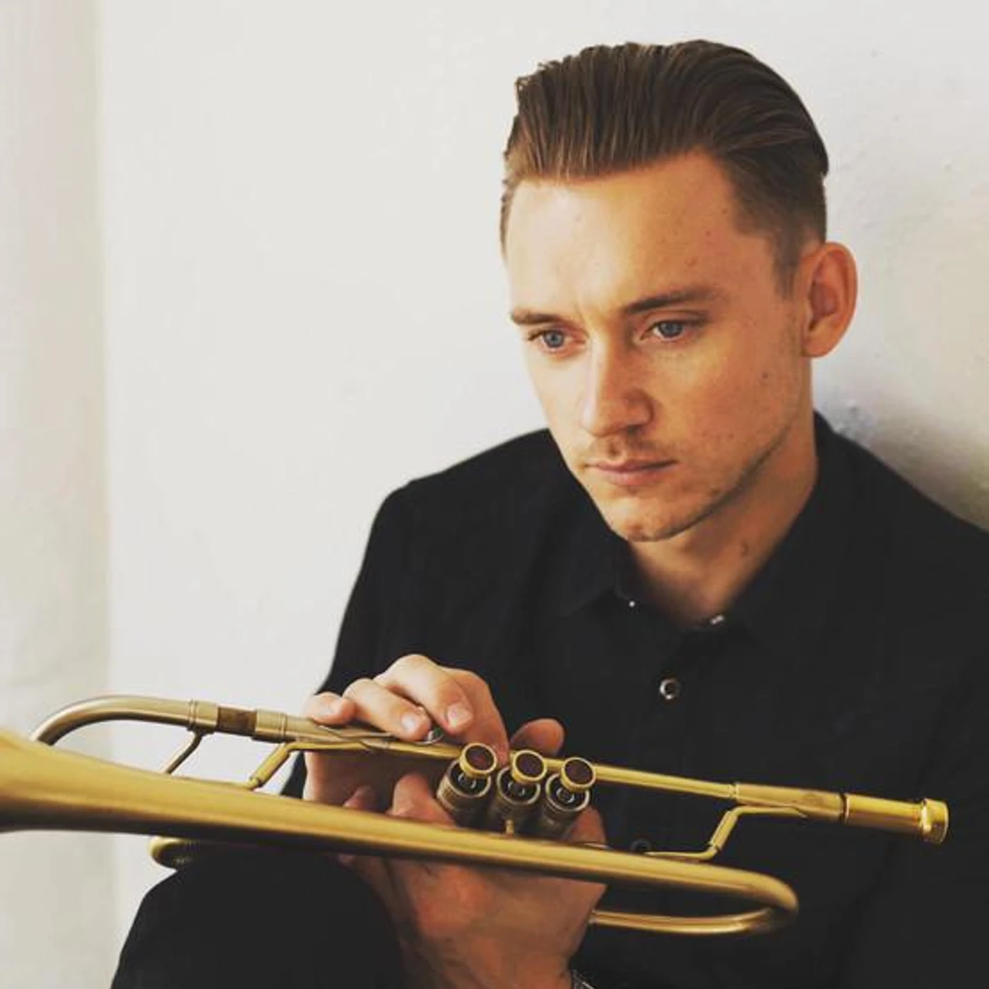 Ilya Serov Brand Page