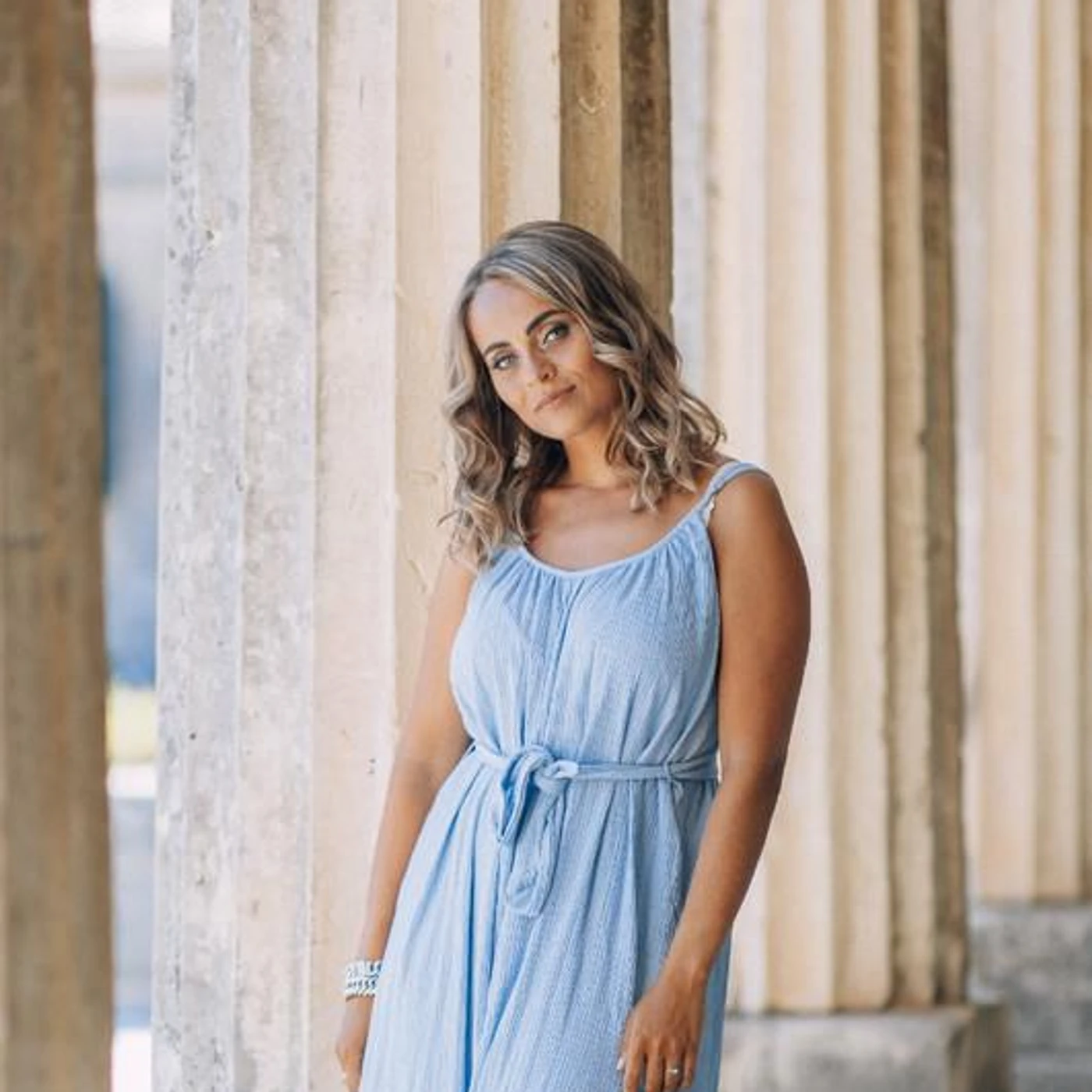 Iris Noëlle Brand Page