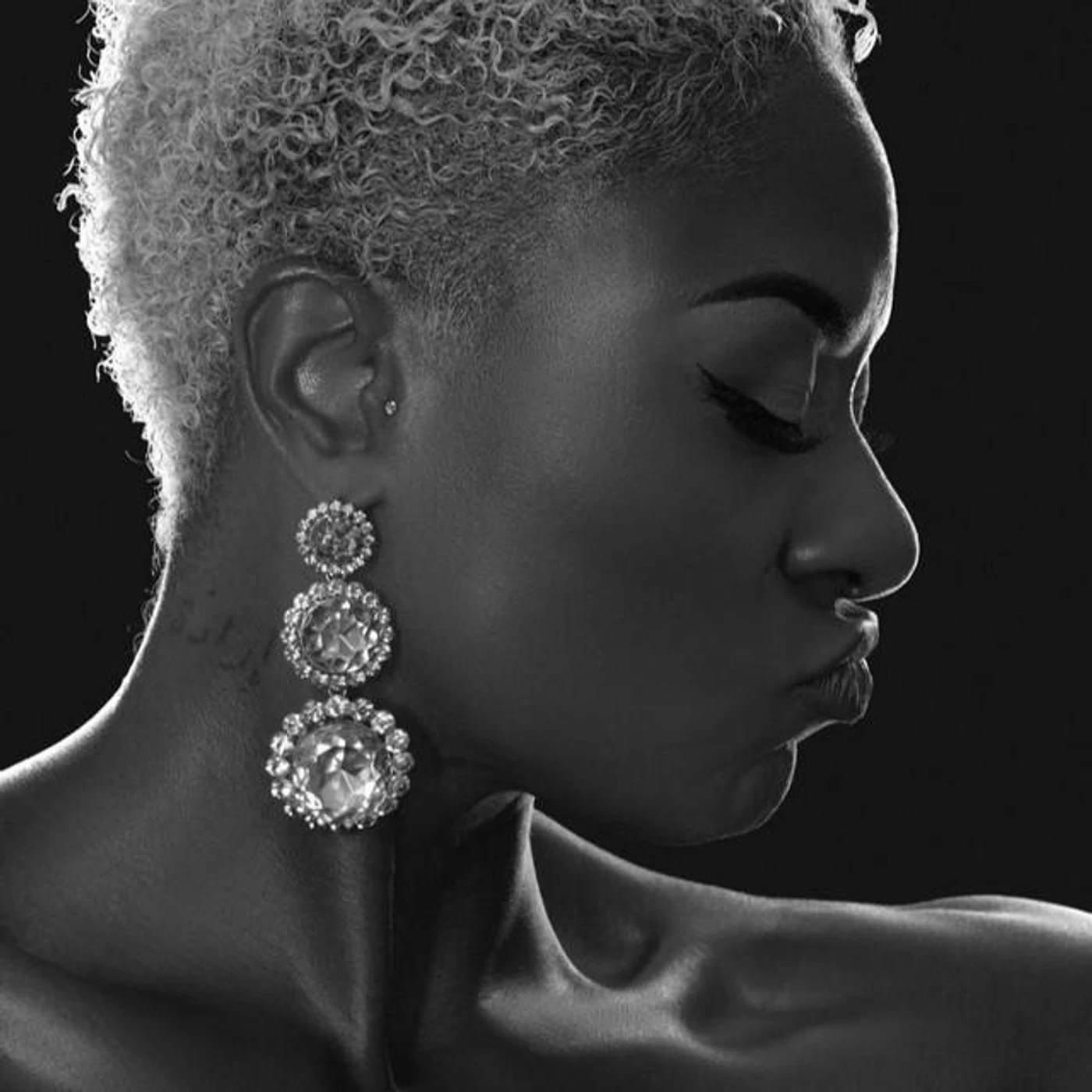 Jully Black Brand Page