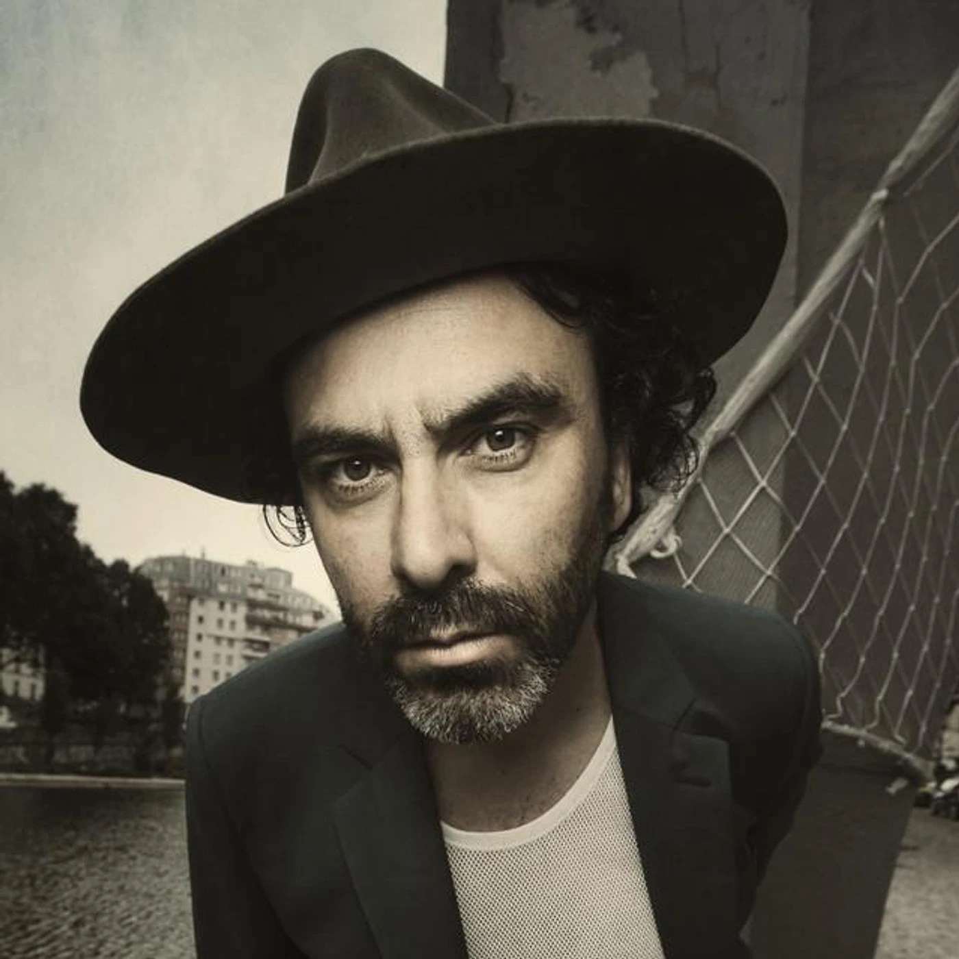 James Eleganz