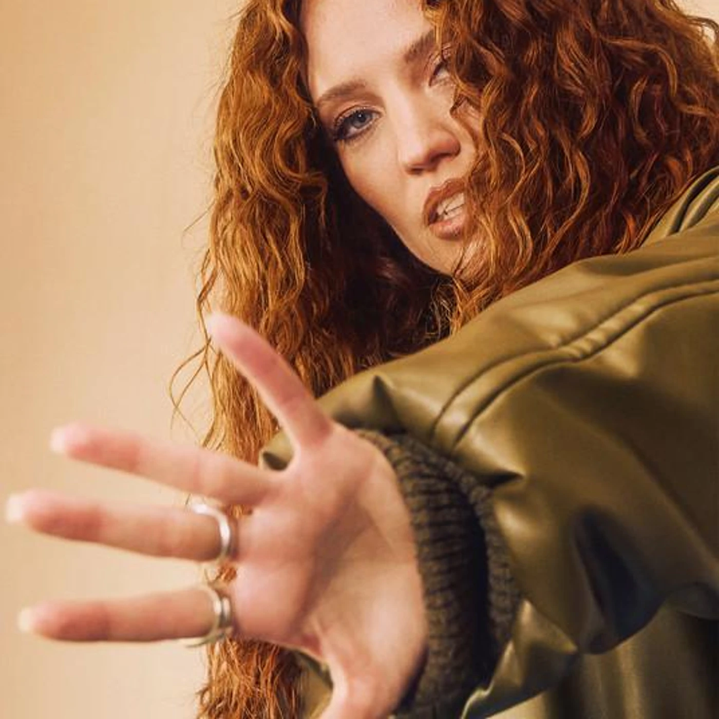 Jess Glynne Brand Page