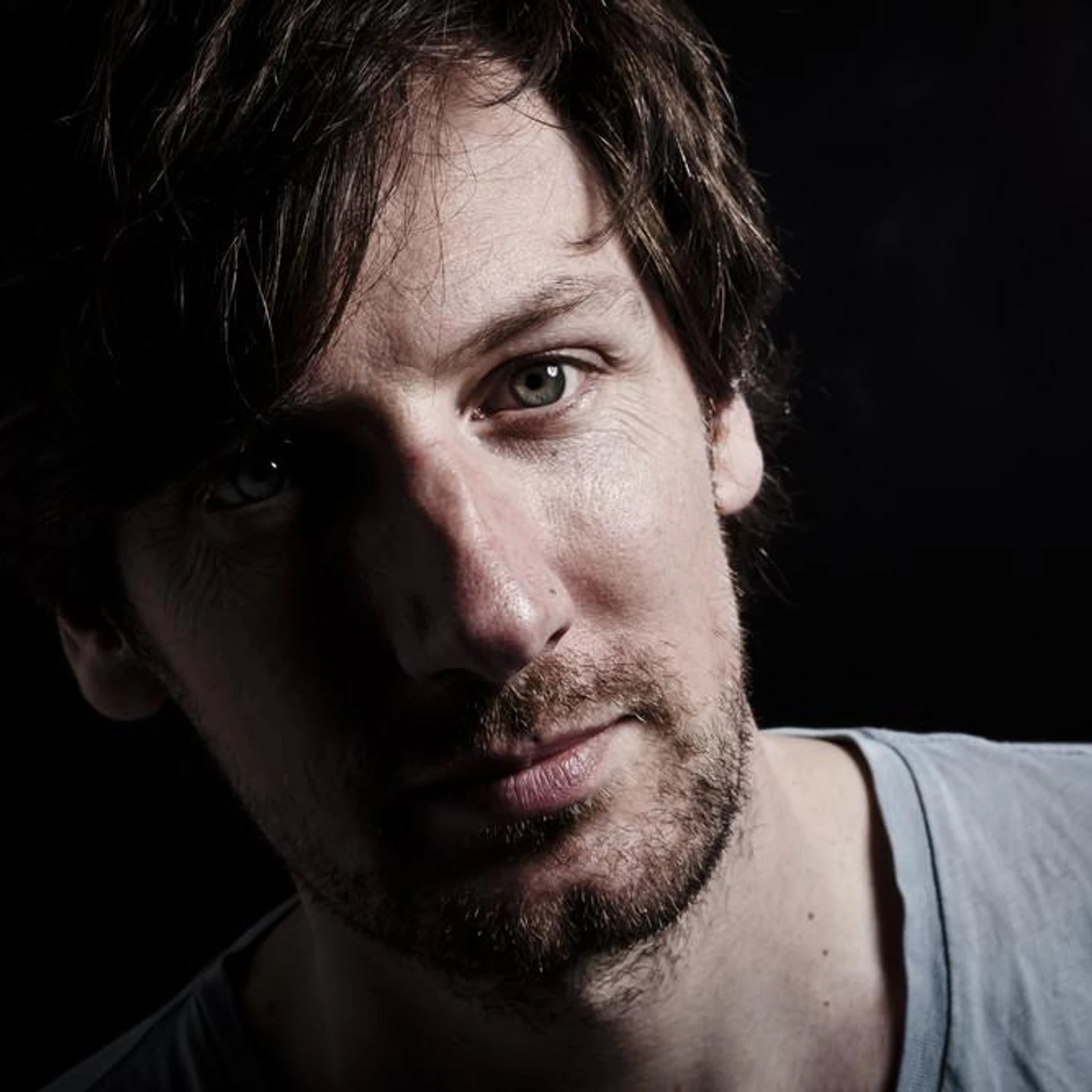 Jonas Bering Brand Page