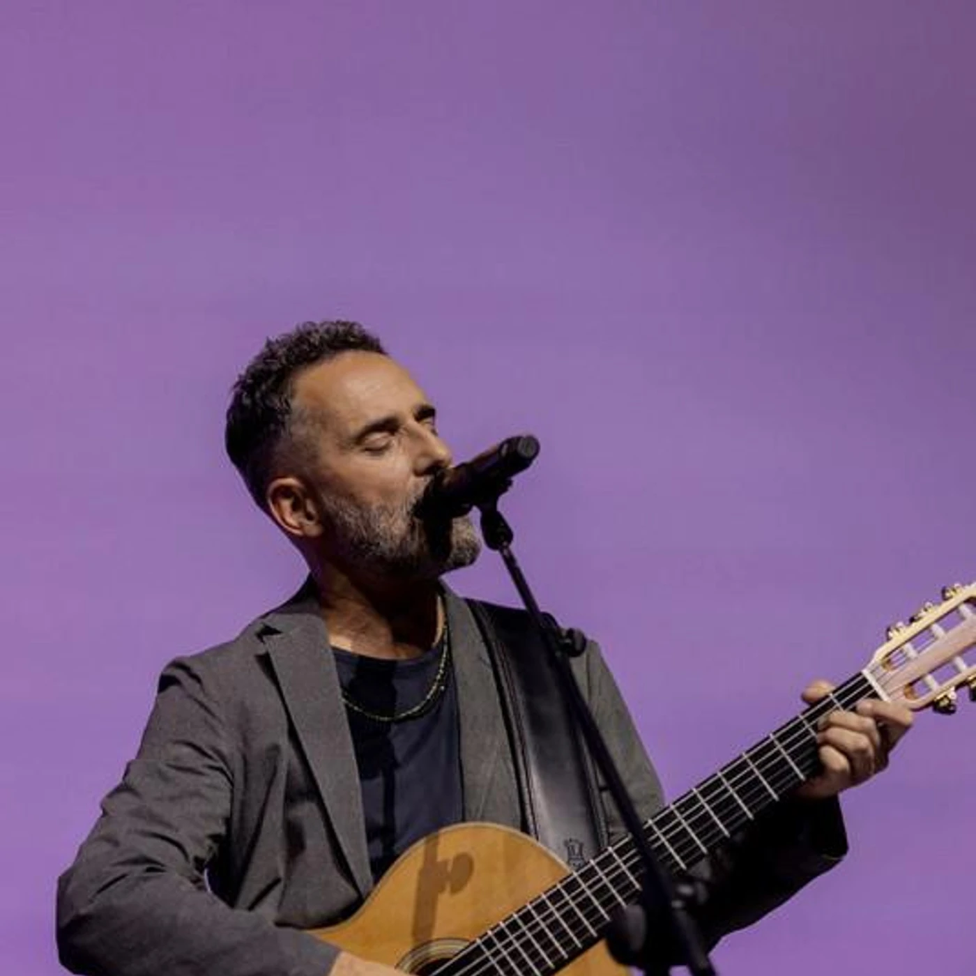Jorge Drexler Brand Page