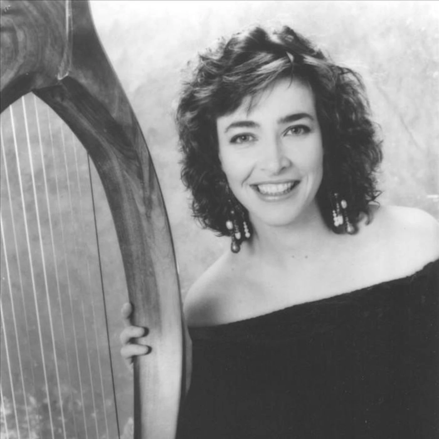 Kim Robertson Brand Page