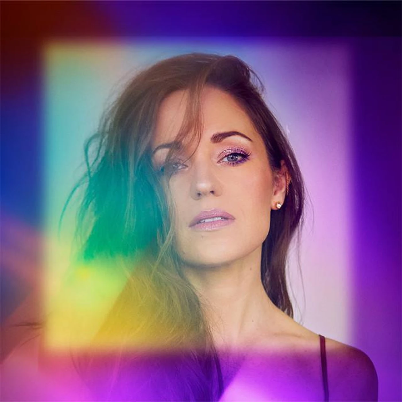 Laura Osnes Brand Page