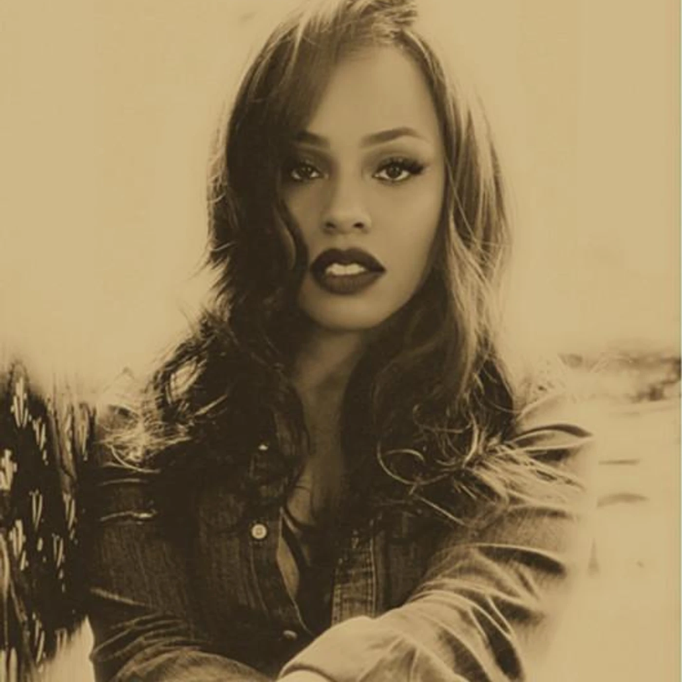 Lauren Henderson Brand Page
