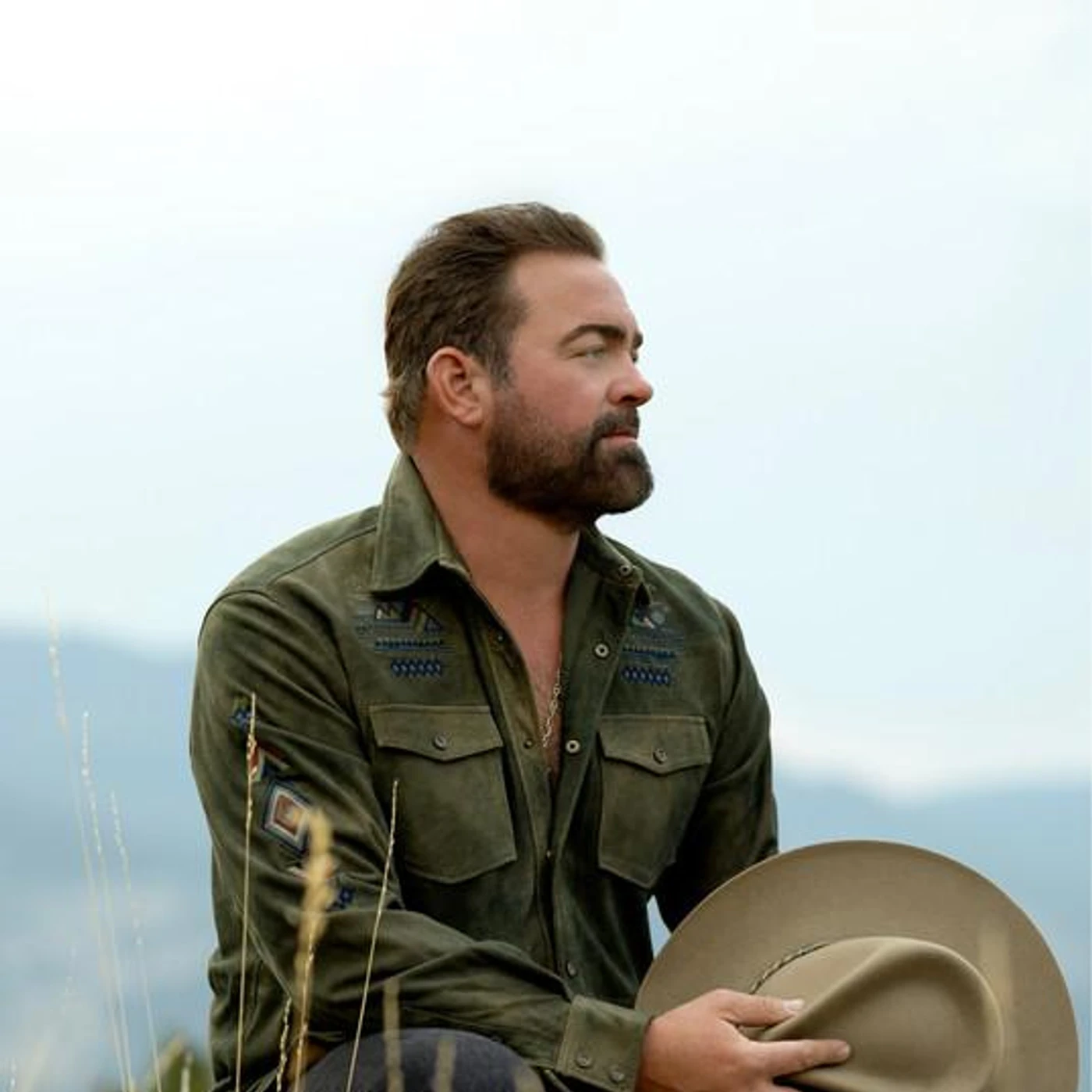 Lee Brice Brand Page
