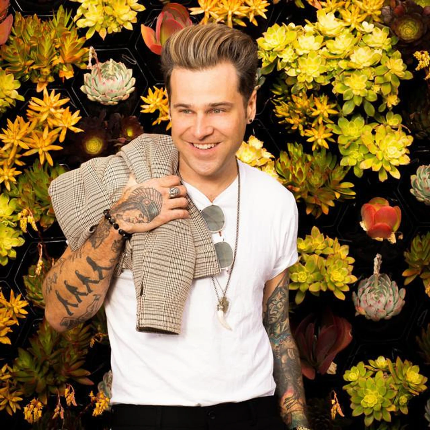 Ryan Cabrera Brand Page