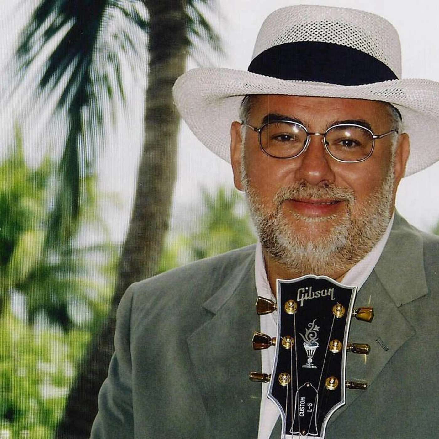Duke Robillard Brand Page